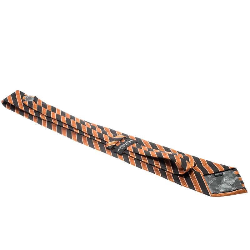 Giorgio Armani Vintage Orange and Black Diagonal Striped Silk Jacquard Tie In Good Condition For Sale In Dubai, Al Qouz 2