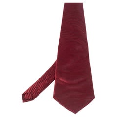 Giorgio Armani Vintage Red Striped Jacquard Silk Traditional Tie