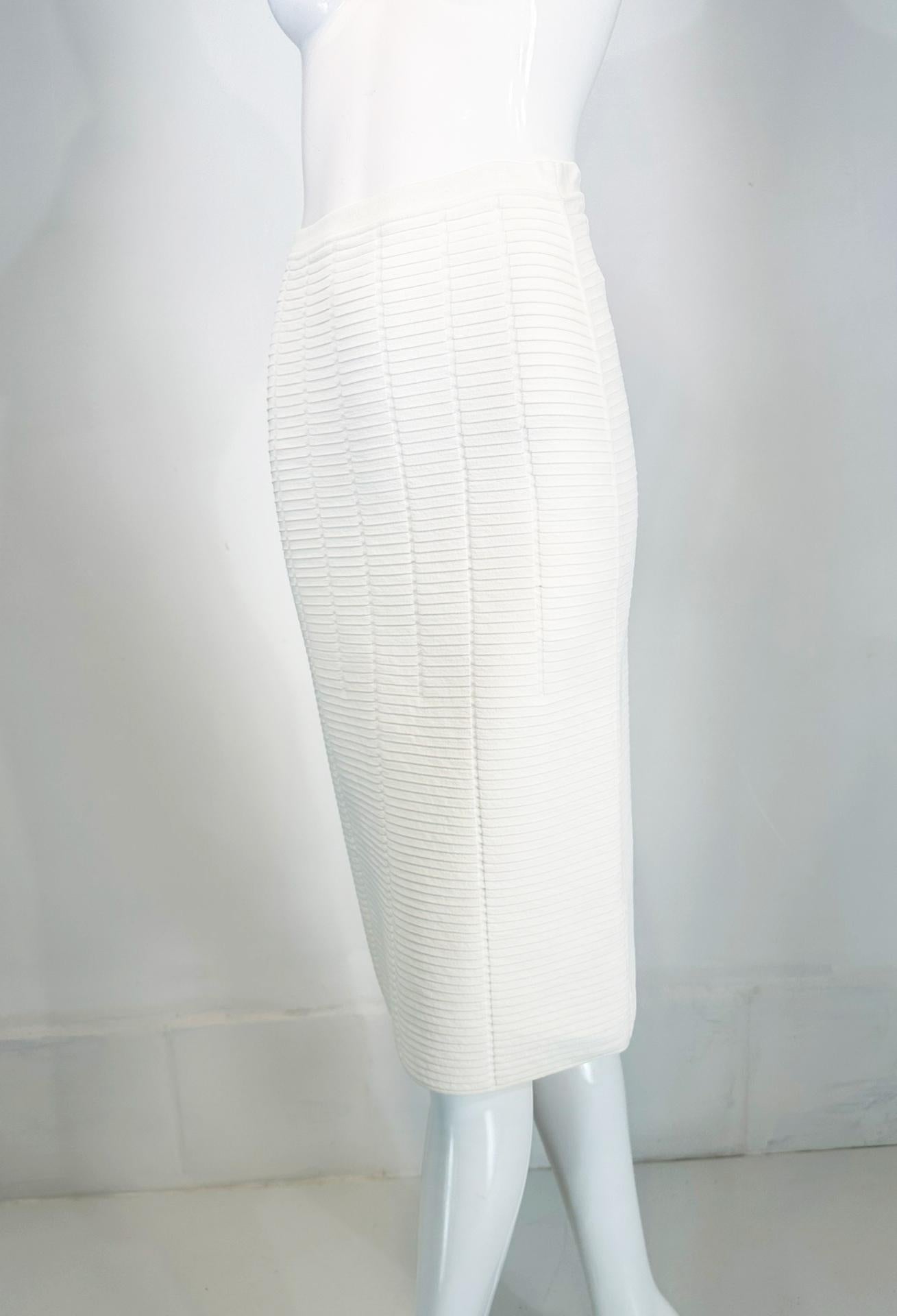 Giorgio Armani White Body Con Ribbed Stretch Pencil Skirt 1990s 40 For Sale 4