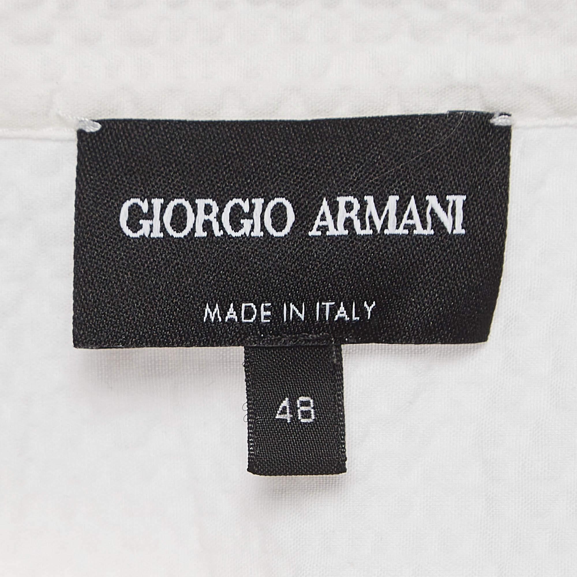Giorgio Armani White Logo Embroidered Jersey T-Shirt M. Bon état à Dubai, Al Qouz 2