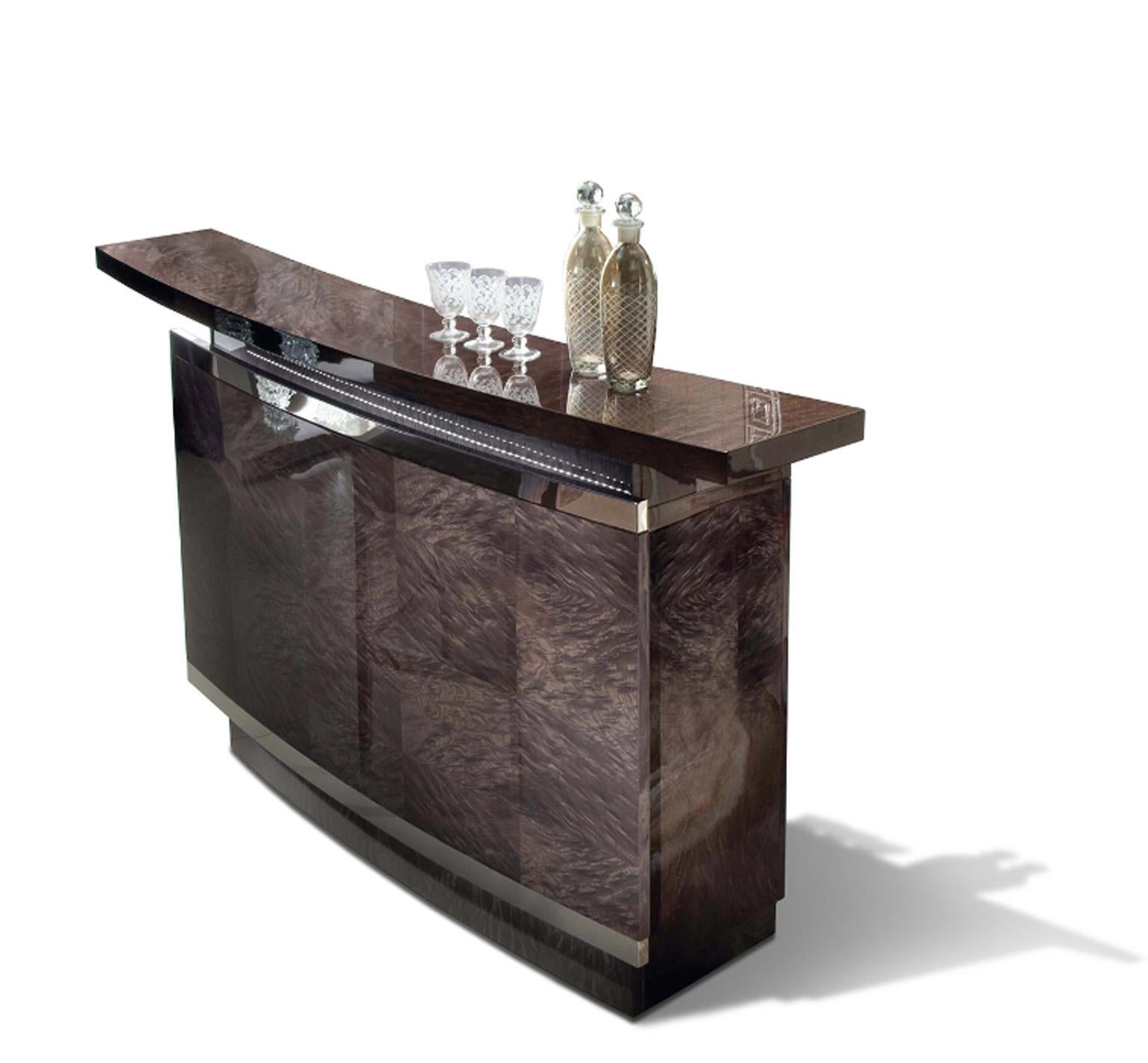 Giorgio Collection Absolute Japanese Tamo Burl Bar Table and Cabinet In New Condition For Sale In New York, NY