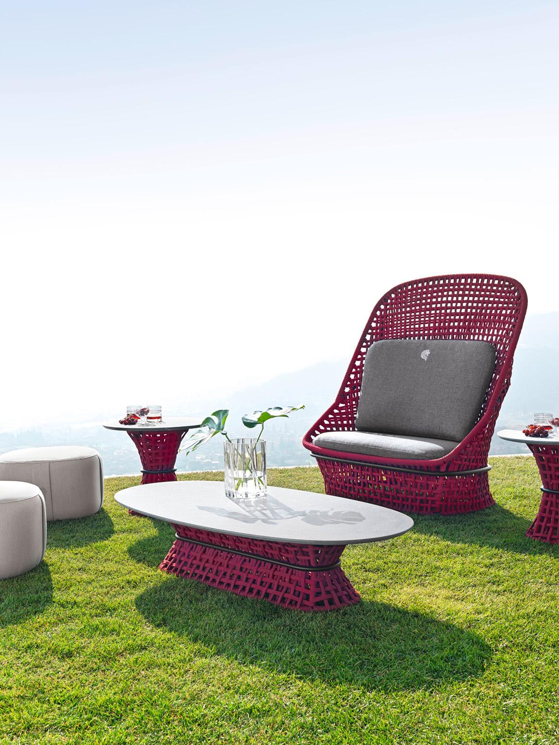 Giorgio Collection Dune Outdoor High Back occasional chair in special treated fabric. Cushion filling in waterproof dacron. Structure in combination of satined black metal treated in cataphoresis with inserted Giorgio Collection logo and Amaranth