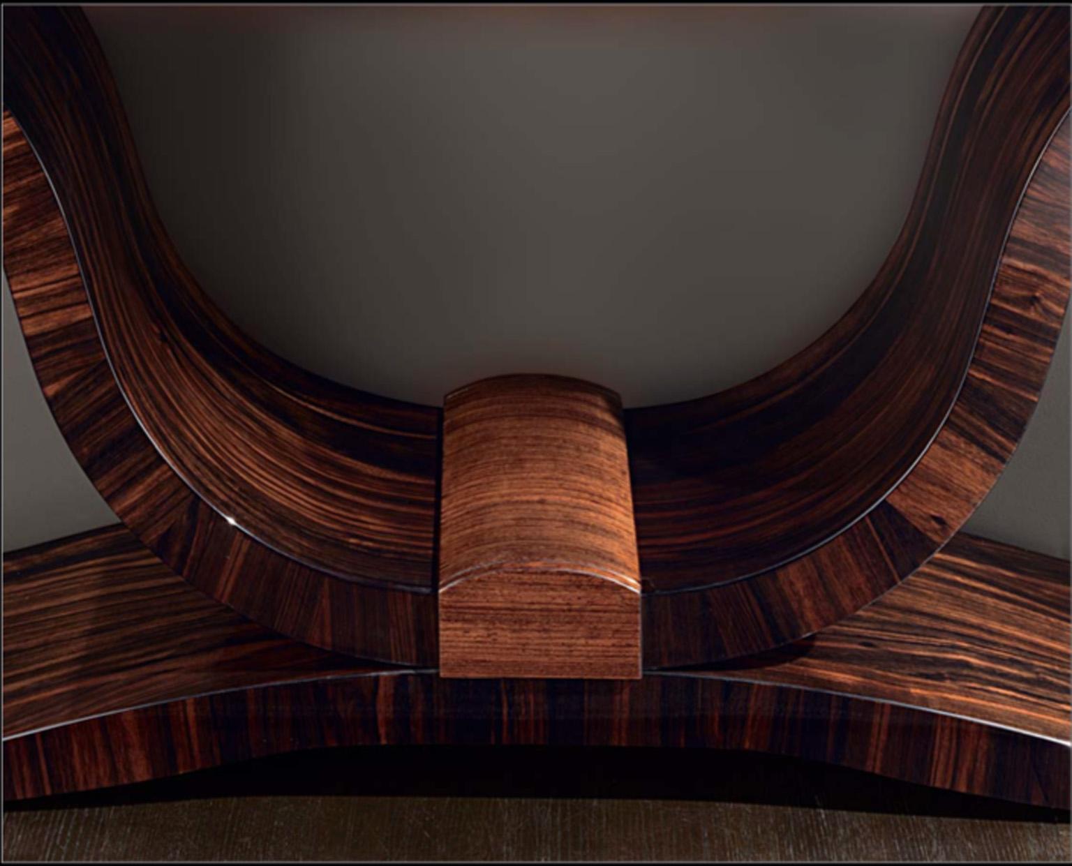 'Giorgio Collection' Mesa consola italiana de alto brillo en madera de macasar de ébano Luna Italiano en venta