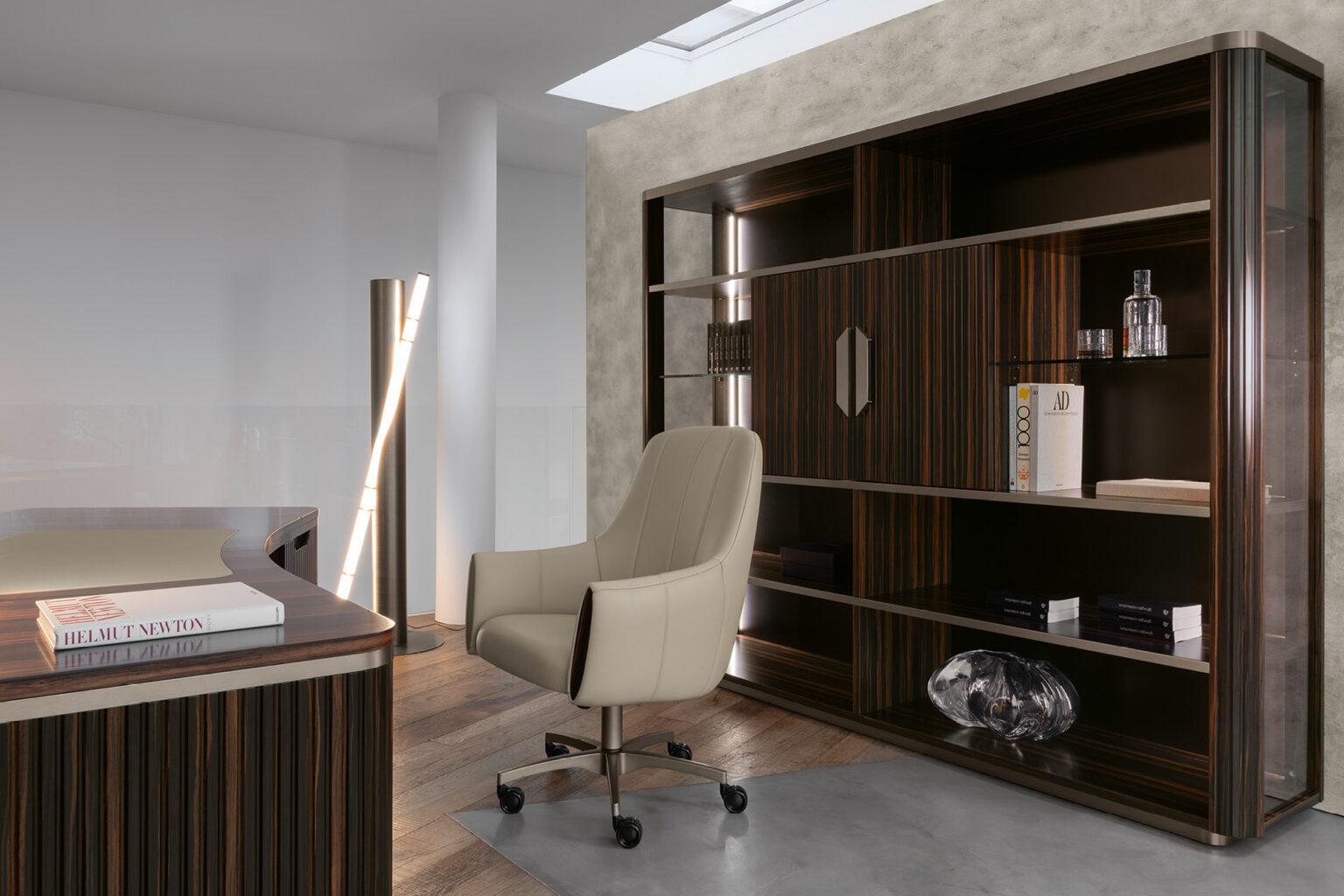 Acier inoxydable Giorgio Collectional Siège de bureau présidentiel en cuir Luxor italien en vente