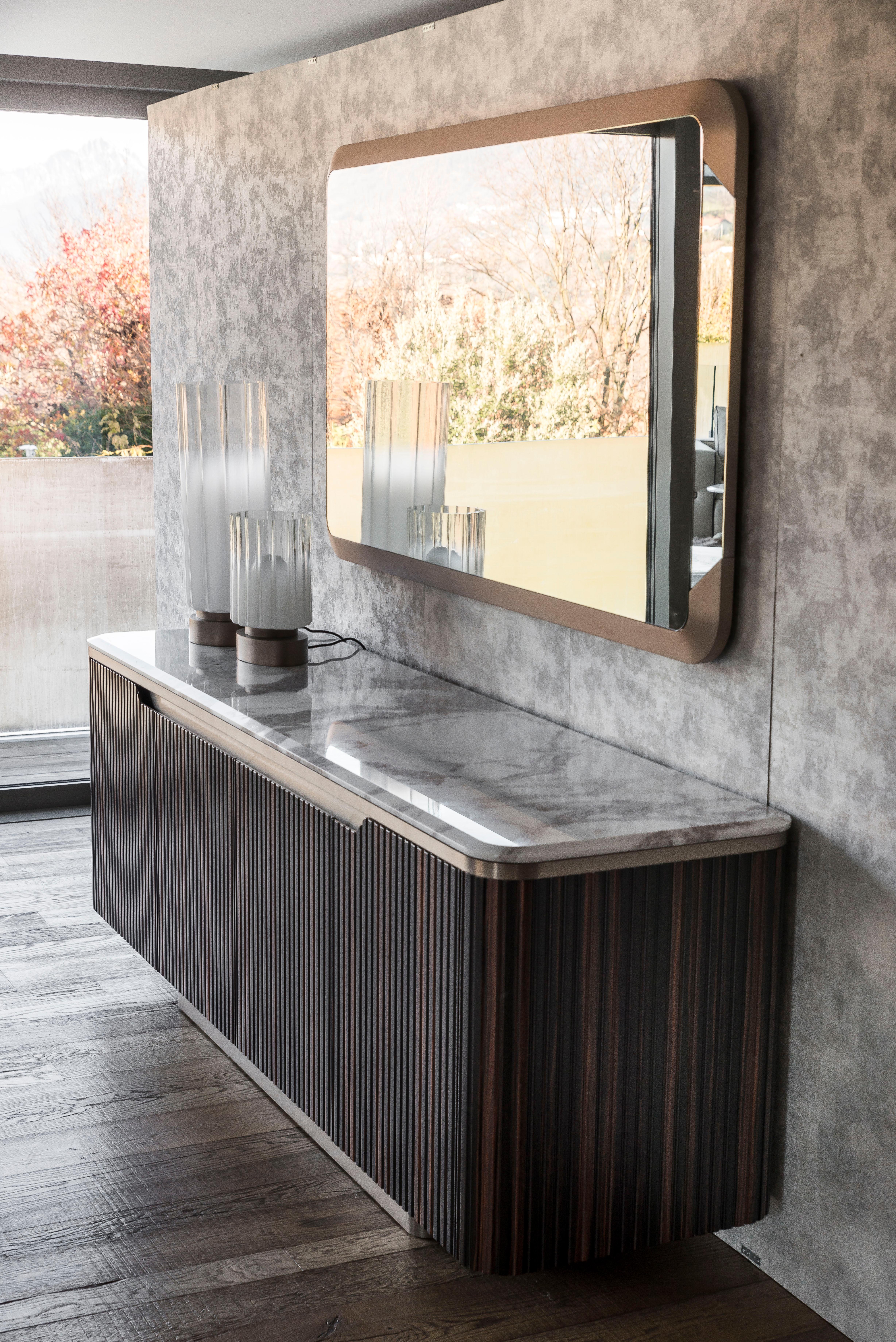 Buffet Giorgio Luxor in ebano e marmo di Makassar, design italiano in vendita