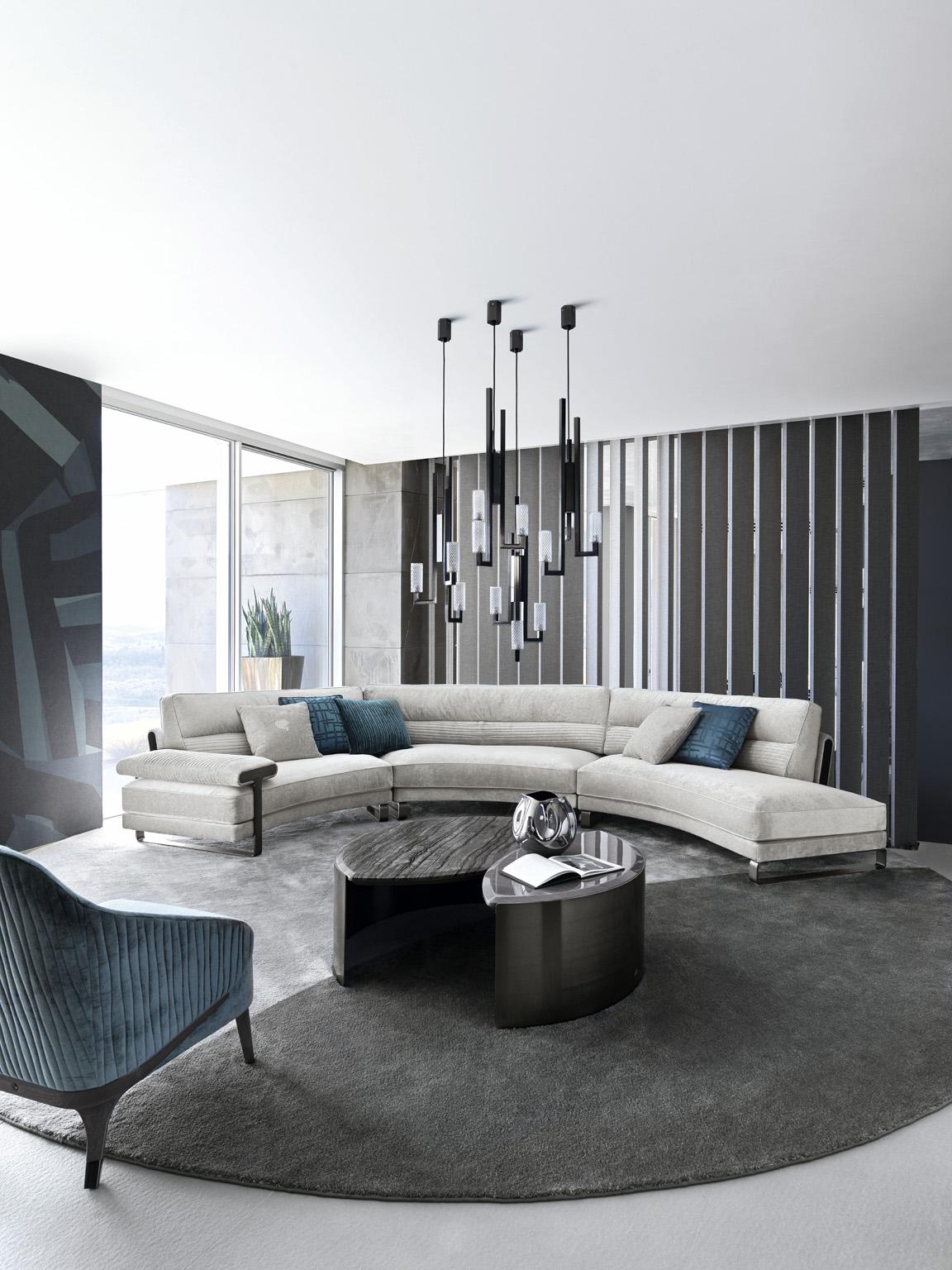 Giorgio Collection Mirage Curve Seidensamt-Sofa im Zustand „Neu“ im Angebot in New York, NY