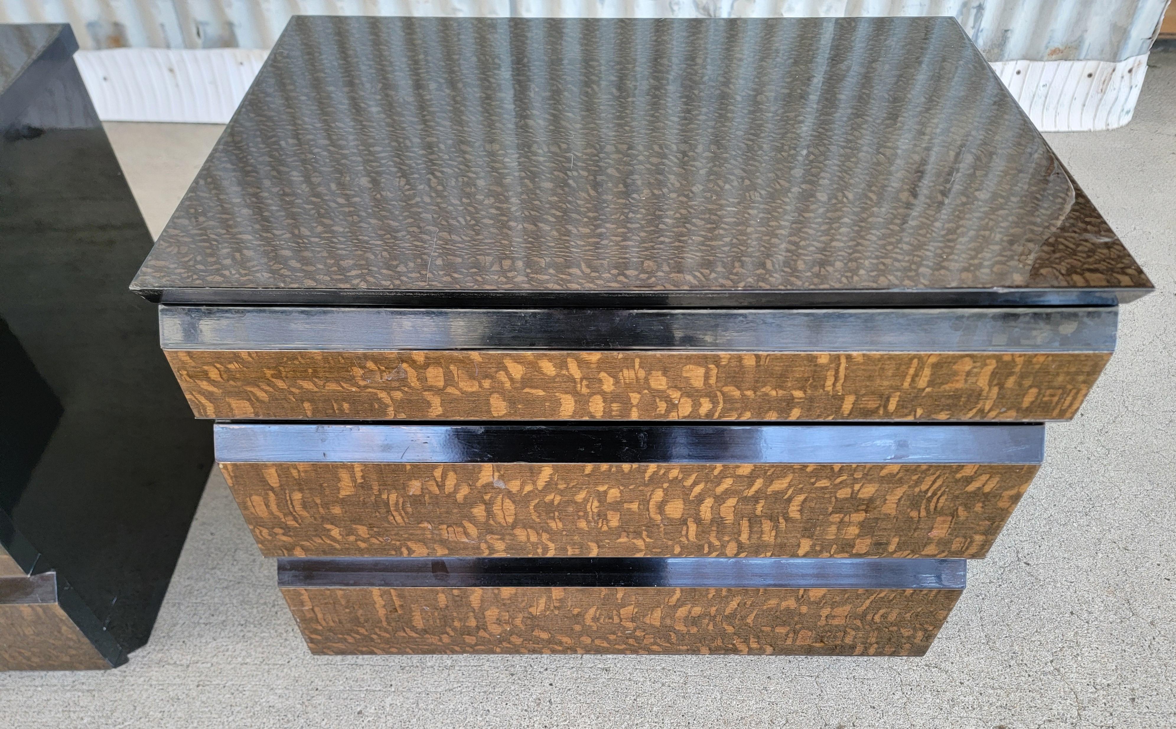 Italian Giorgio Collection Night Stands / End Tables For Sale