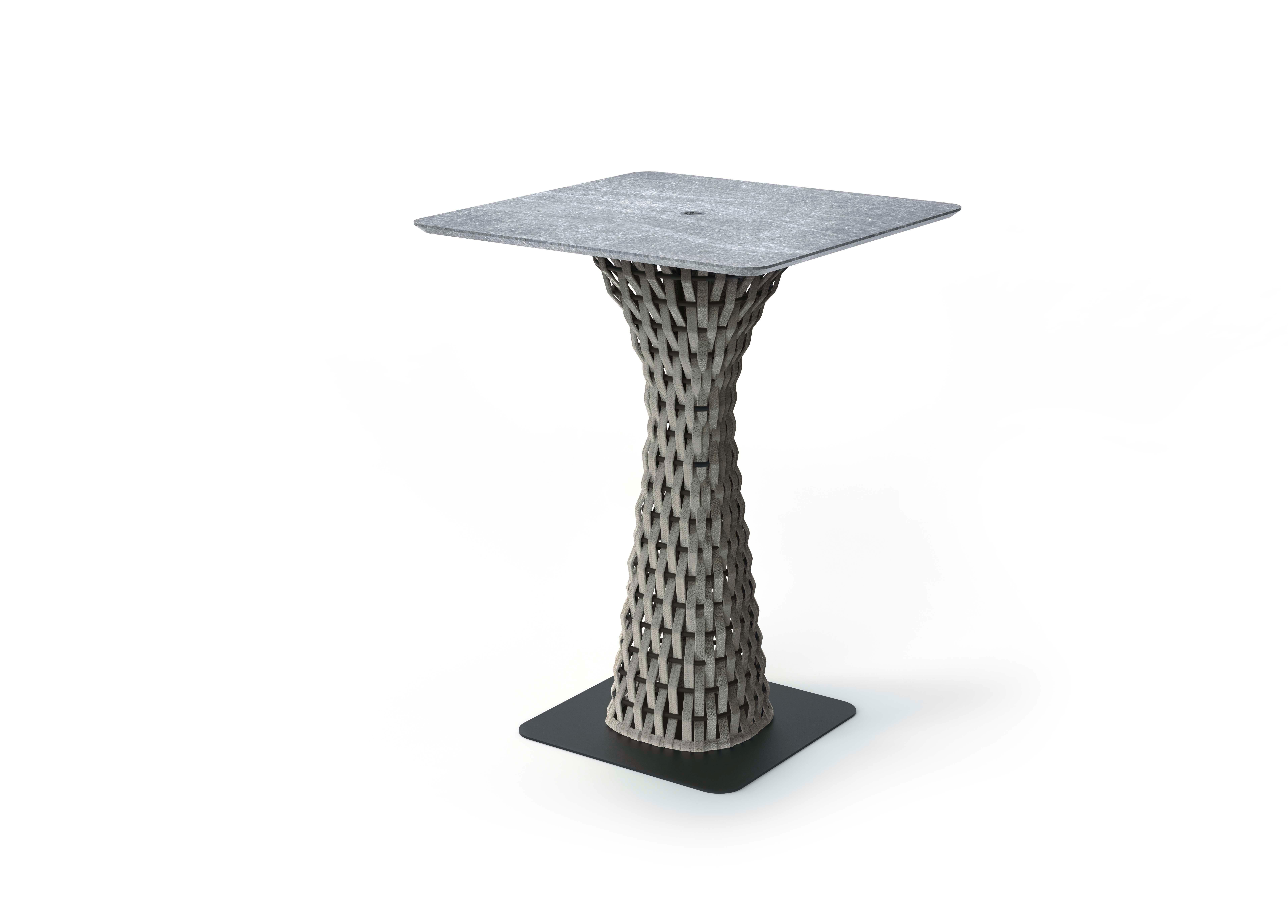 The Collective Table de bar de jardin pour l'extérieur avec plateau en pierre Neuf - En vente à New York, NY