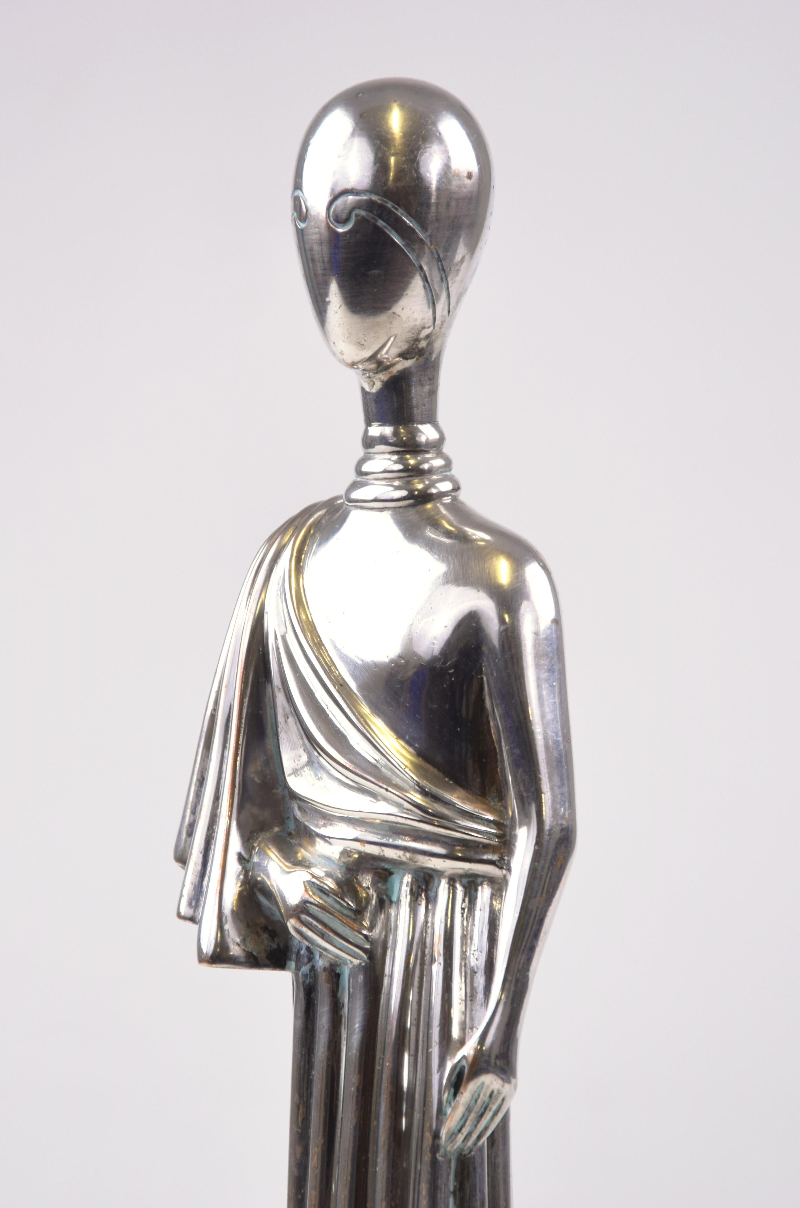 de chirico statue
