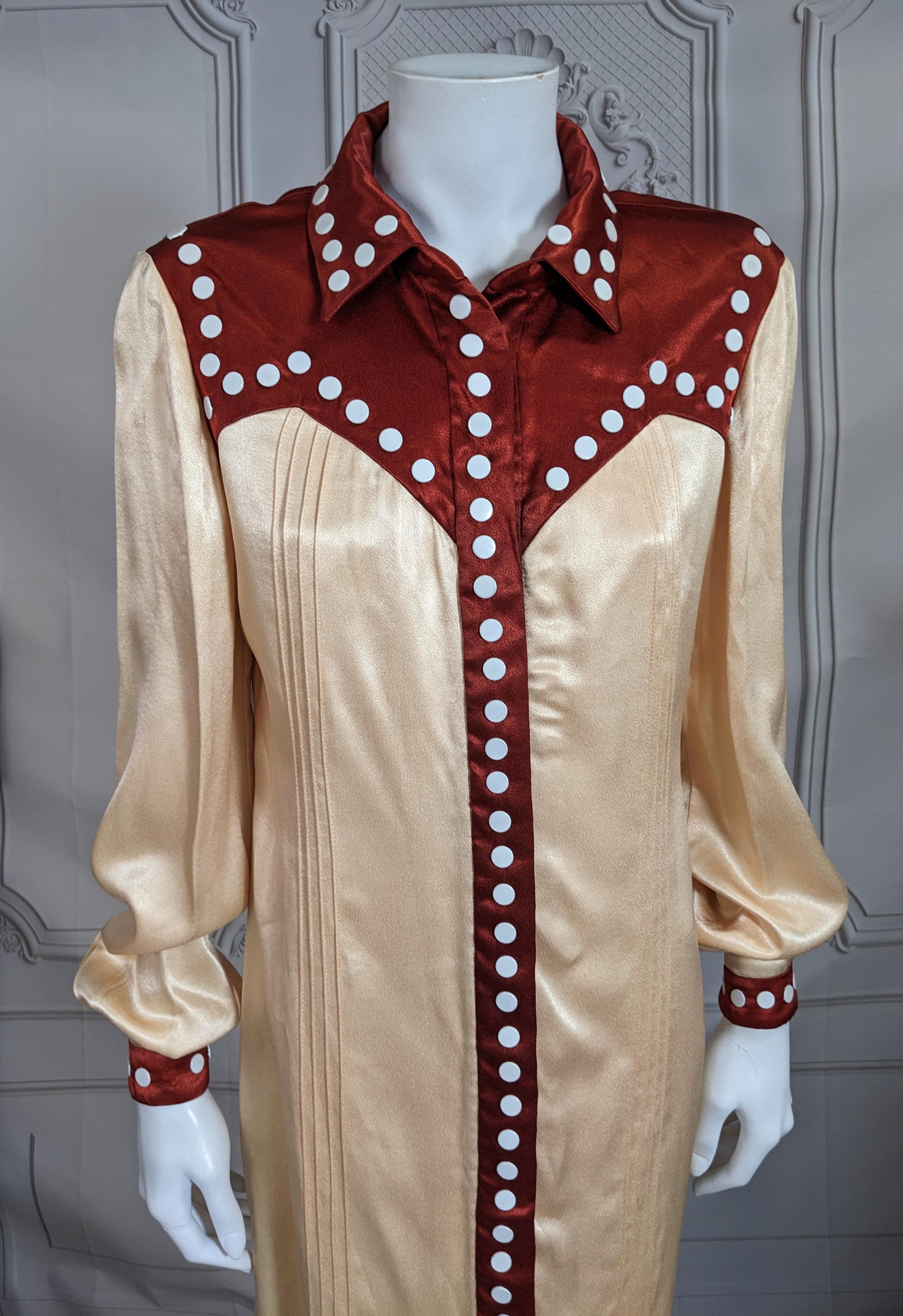 Giorgio di Sant' Angelo - Robe chemise en satin d'inspiration occidentale Bon état - En vente à New York, NY