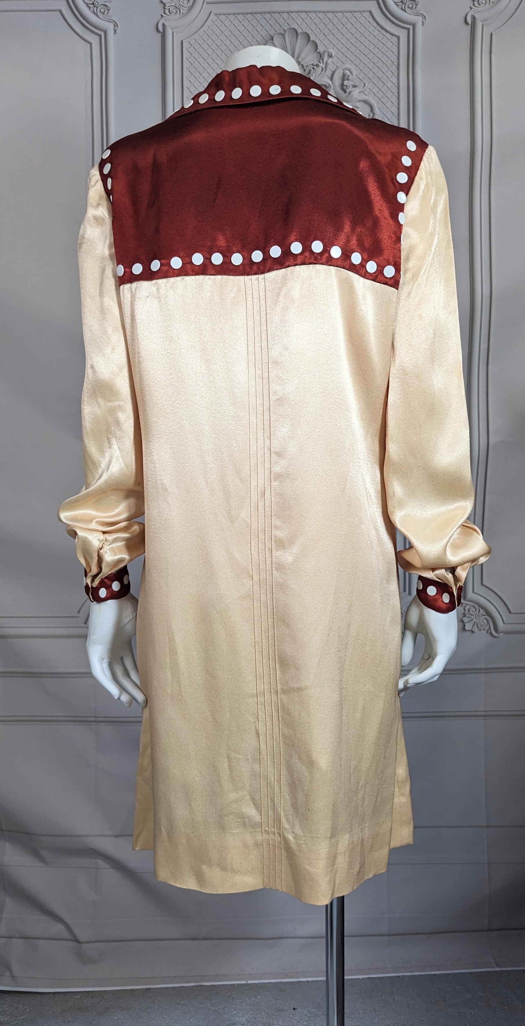 Giorgio di Sant' Angelo - Robe chemise en satin d'inspiration occidentale en vente 1