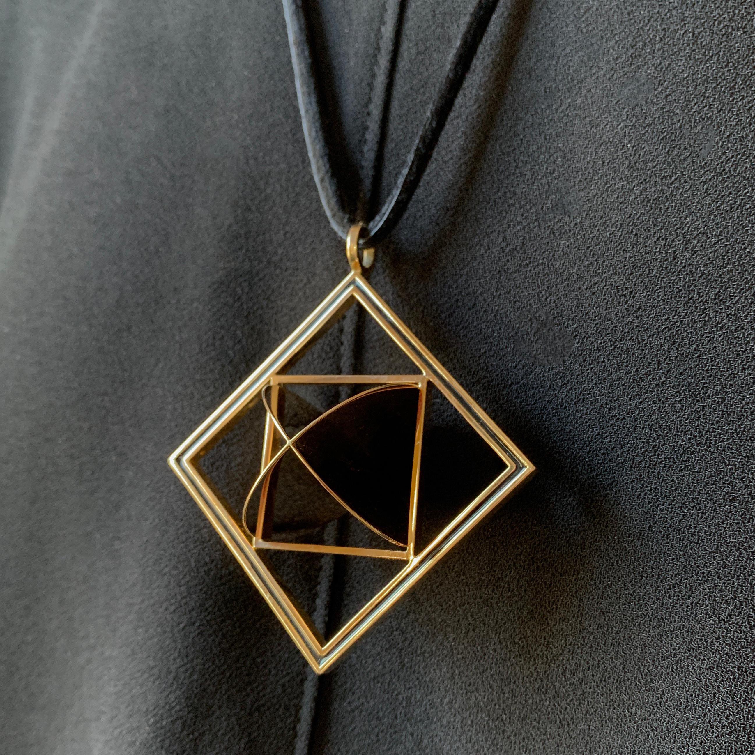 Großer Anhänger aus Emaille und 18 Karat Gold von Giorgio Facchini Artist Jewel, 1977 im Angebot 3