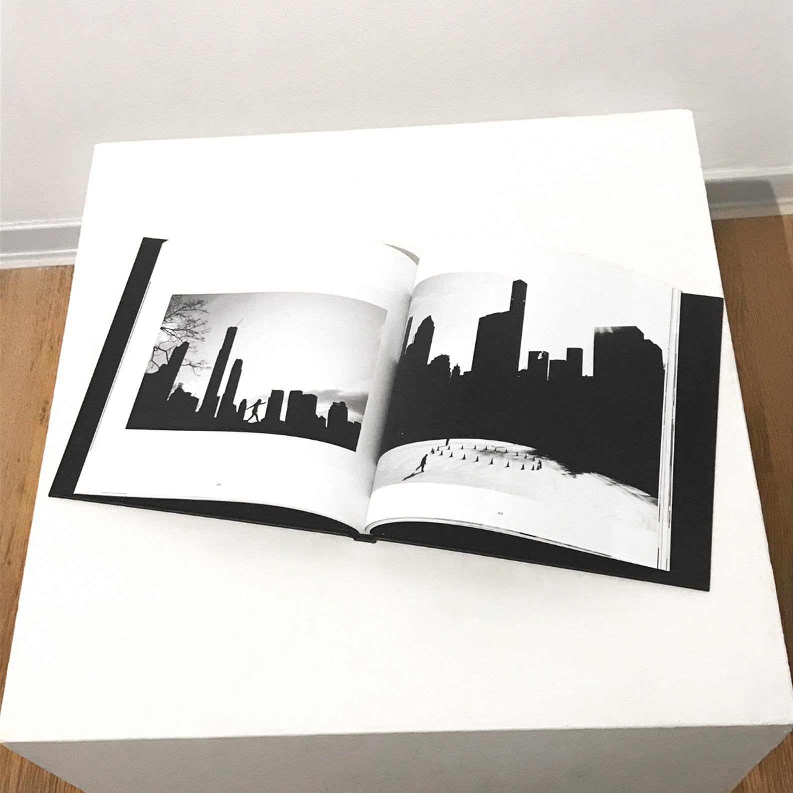 Una veduta in bianco e nero di Roma scattata da Giorgio Galimberti nel 2021.
Stampa digitale su carta Hahnemühle Photorag, certificata Epson UltraChrome® 308g.

Mostre: 

- Il sogno di George, Glenda Cinquegrana Art consulting, Milano, dal 27