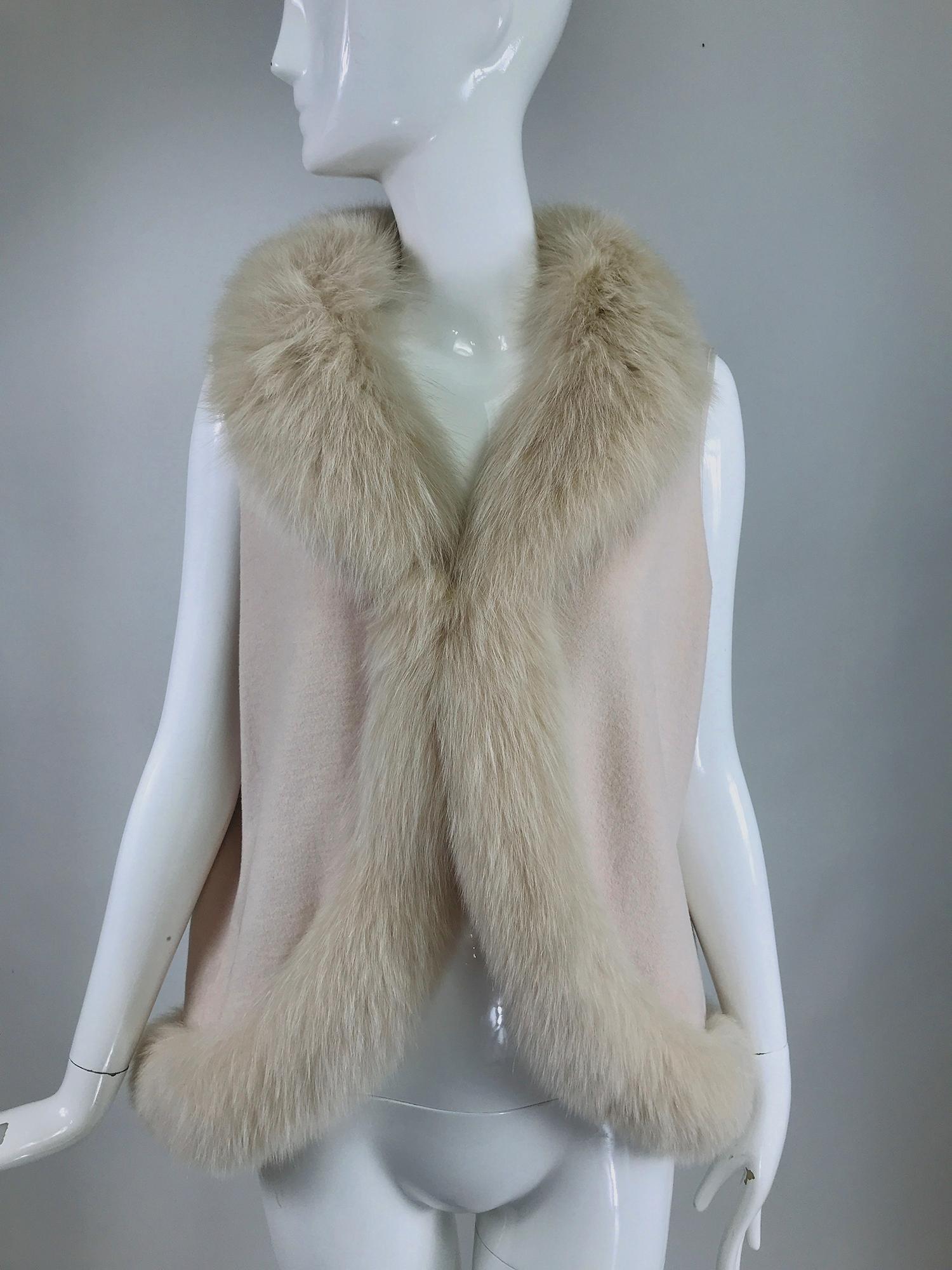 Women's Giorgio Italy Pale Pink Cashmere Cape and Vest with Fox Fur Trim