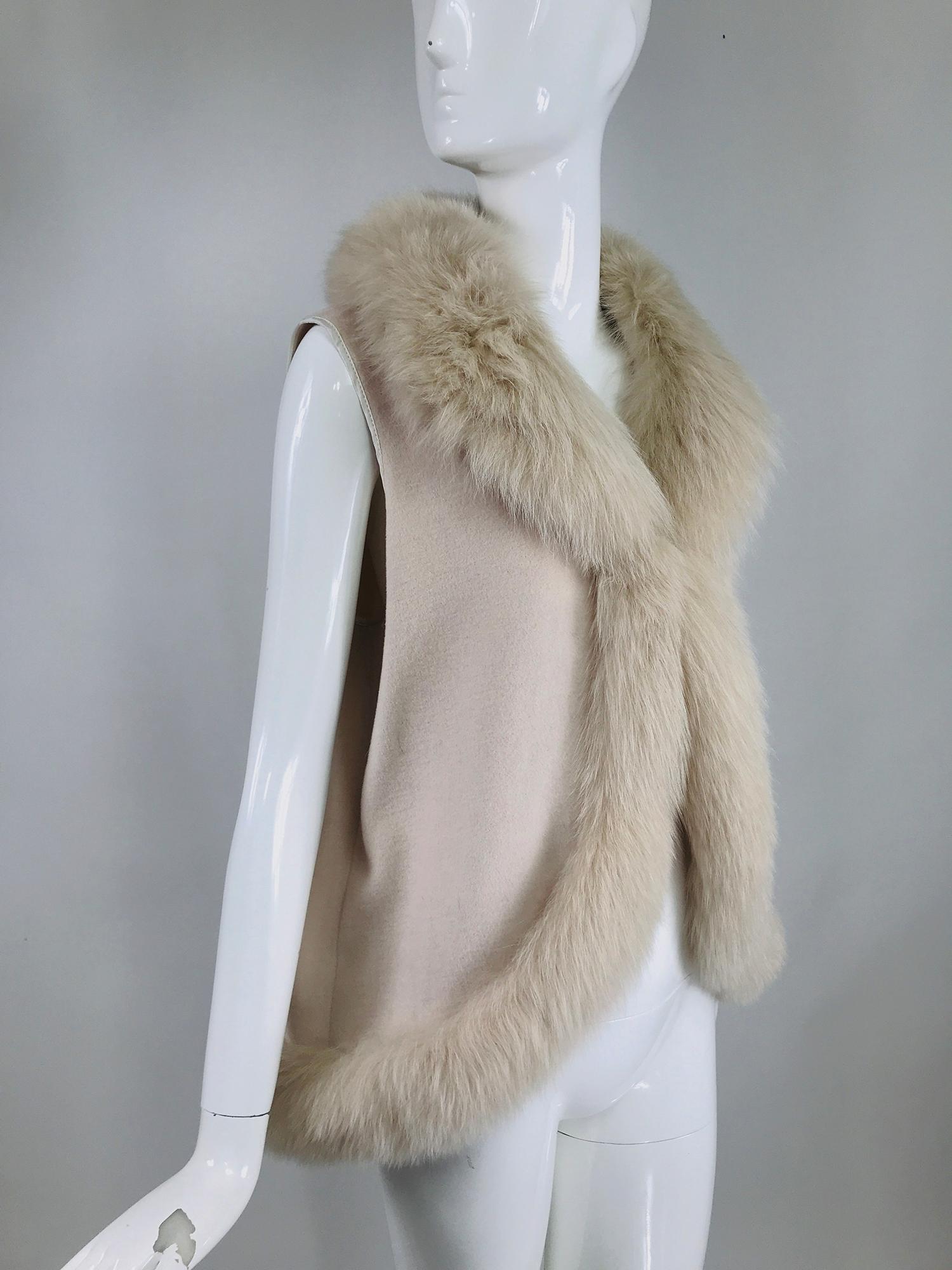 Giorgio Italy Pale Pink Cashmere Cape and Vest with Fox Fur Trim 1