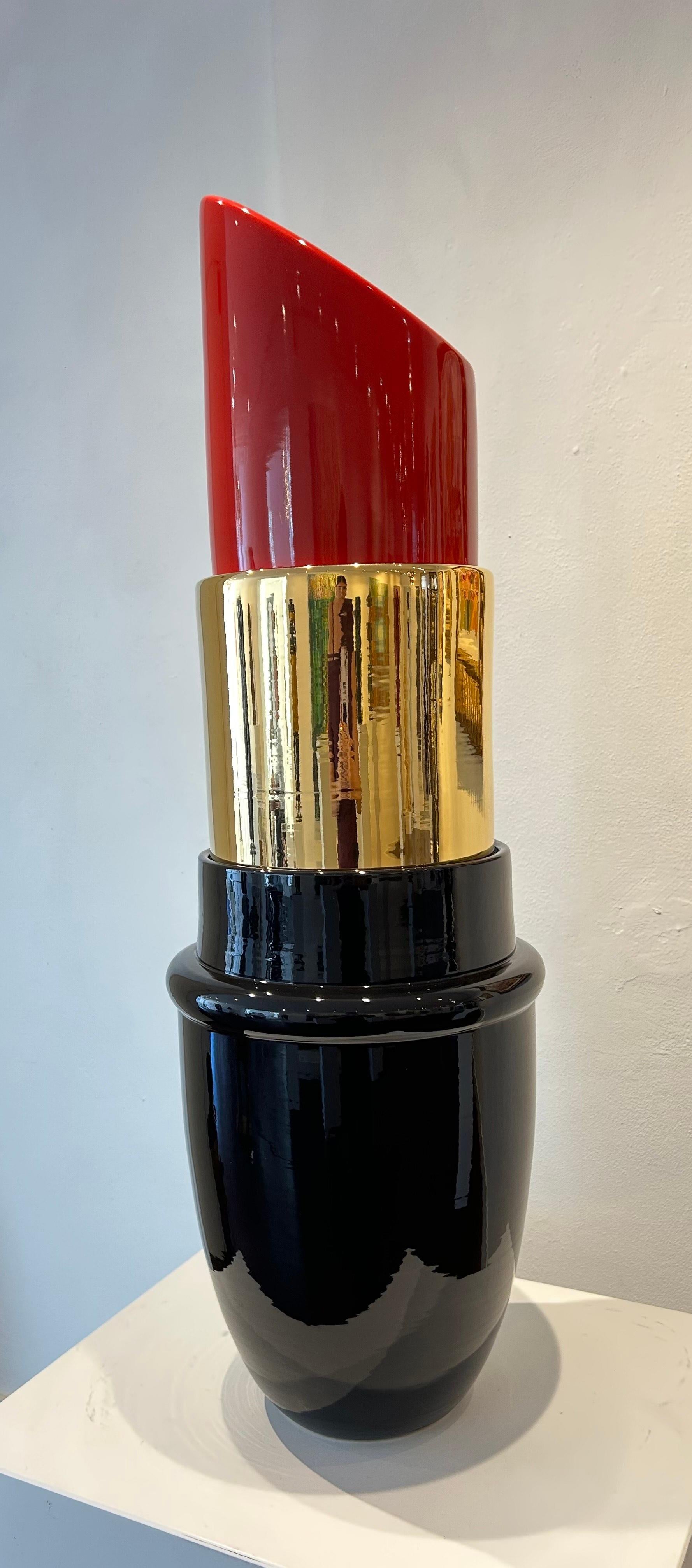 Figurative Sculpture de Giorgio Laveri - Truka Cerámica Pintalabios Pop Art Escultura Moderna Bodegón Nuevo En Stock