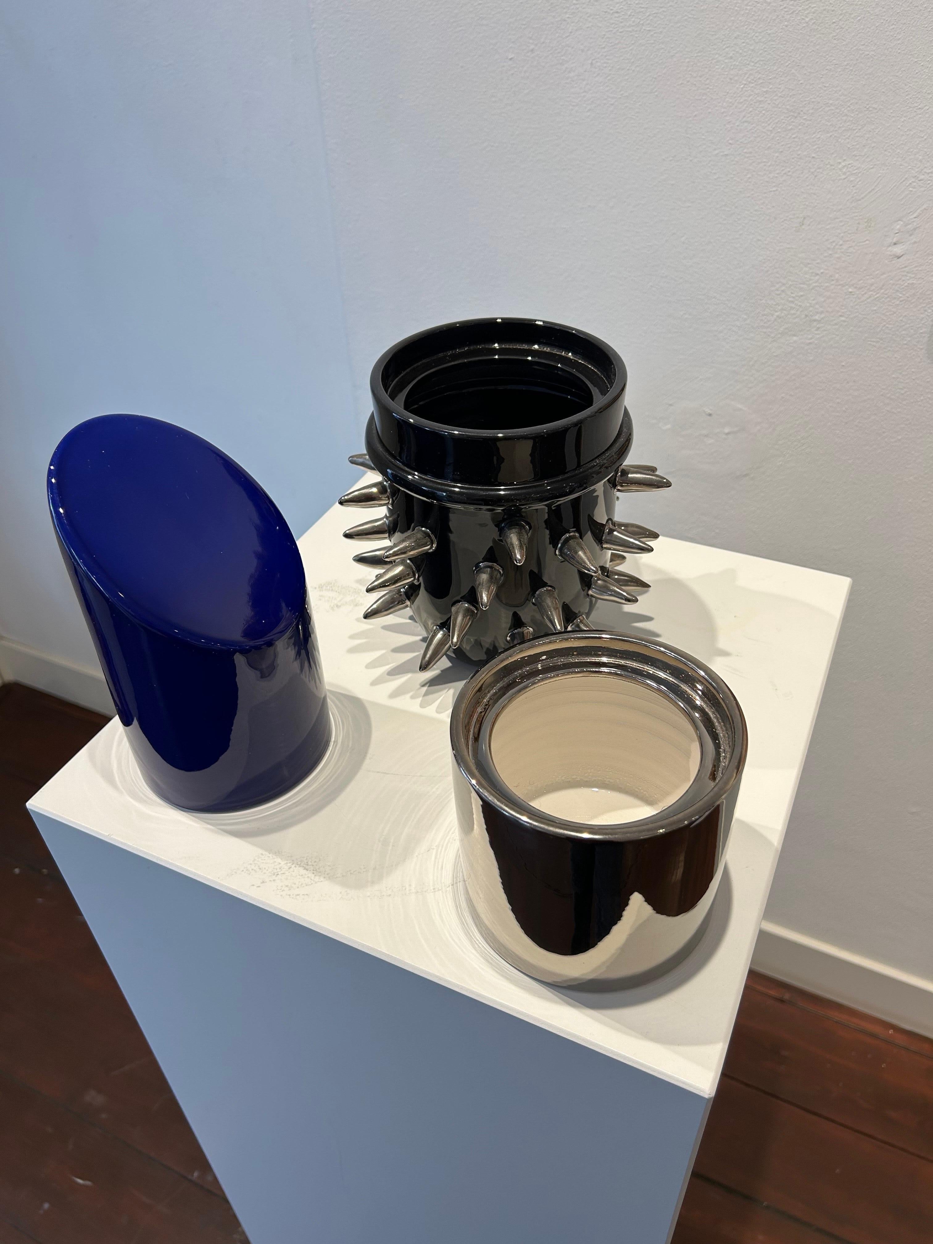 Truko Sadomaso Cerámica Pintalabios Pop Art Escultura Moderna Platino Nuevo En Stock en venta 1