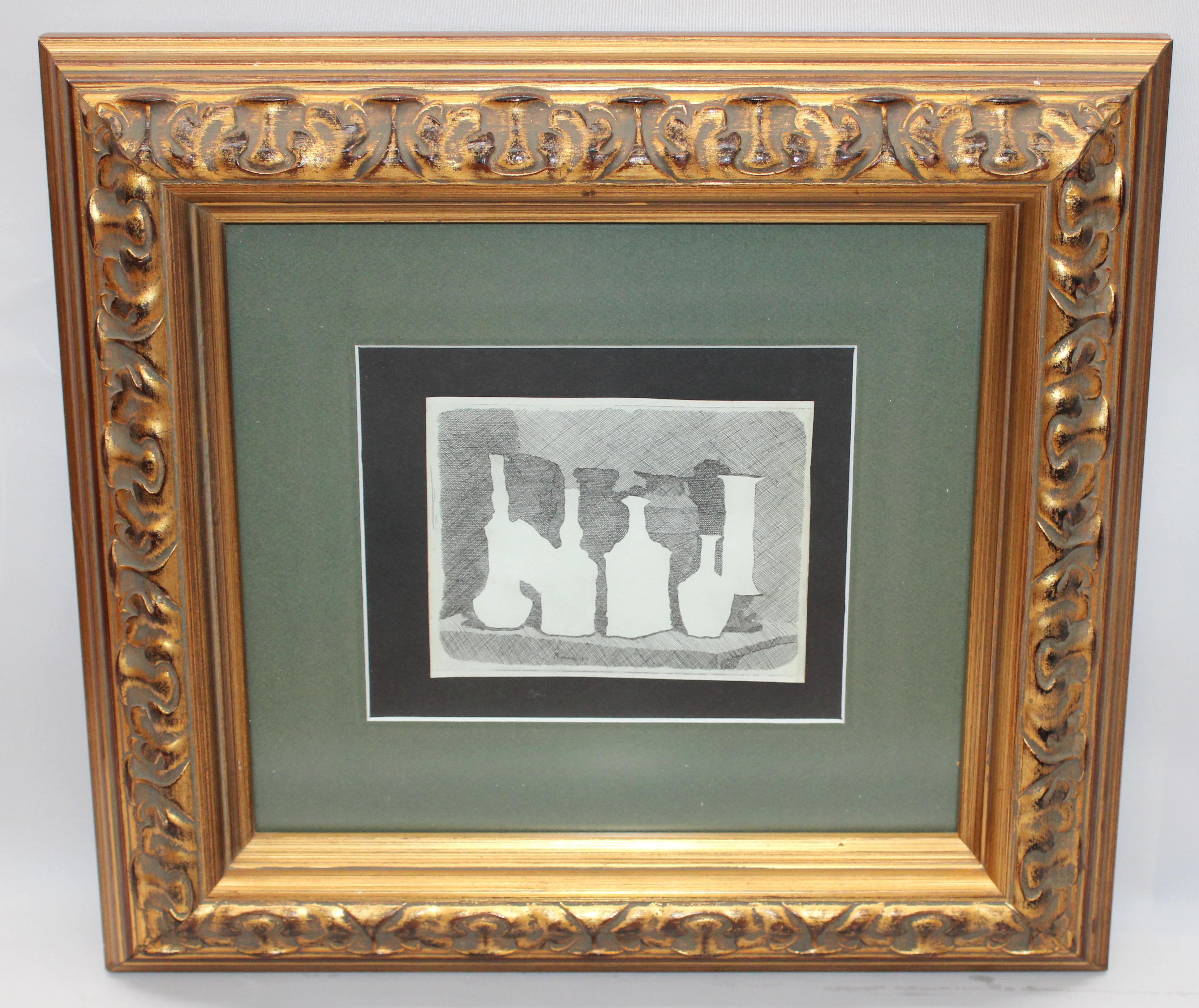 Grabado al cobre - Natura morta di vasi su un tavolo - Año 1931 - Print de Giorgio Morandi