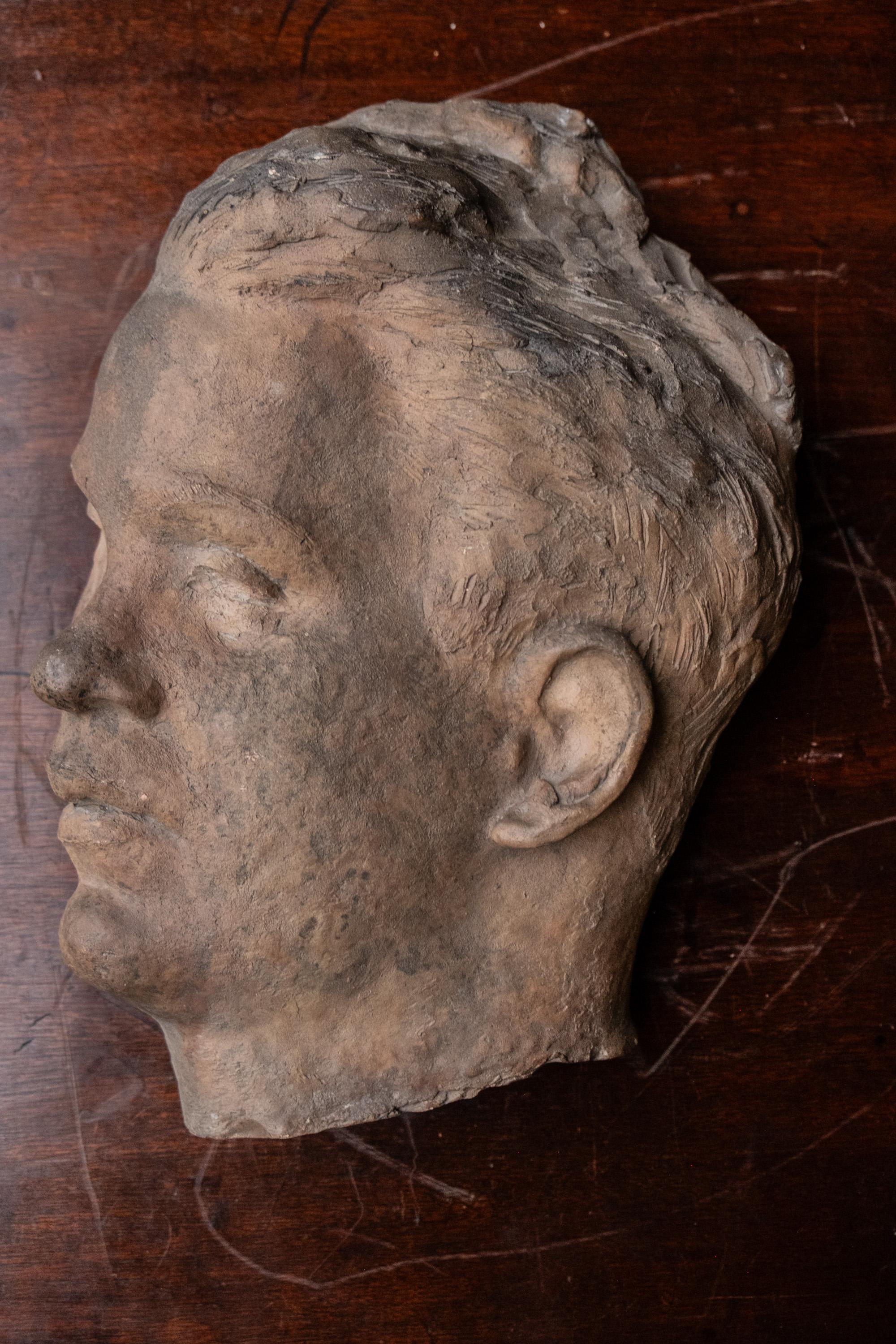 Asymmetrical head of man, terracotta, 1930s-40s, Giorgio Rossi (1894-1981). in vendita 1