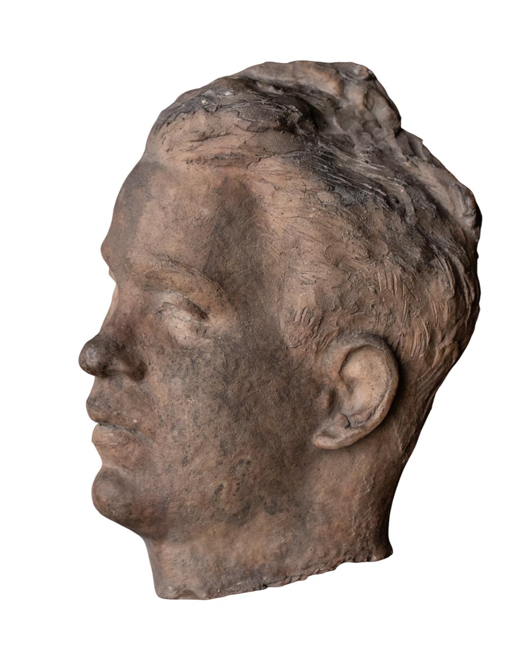 Tête d'homme asymétrique, terre cuite, années 1930-40, Giorgio Rossi (1894-1981).