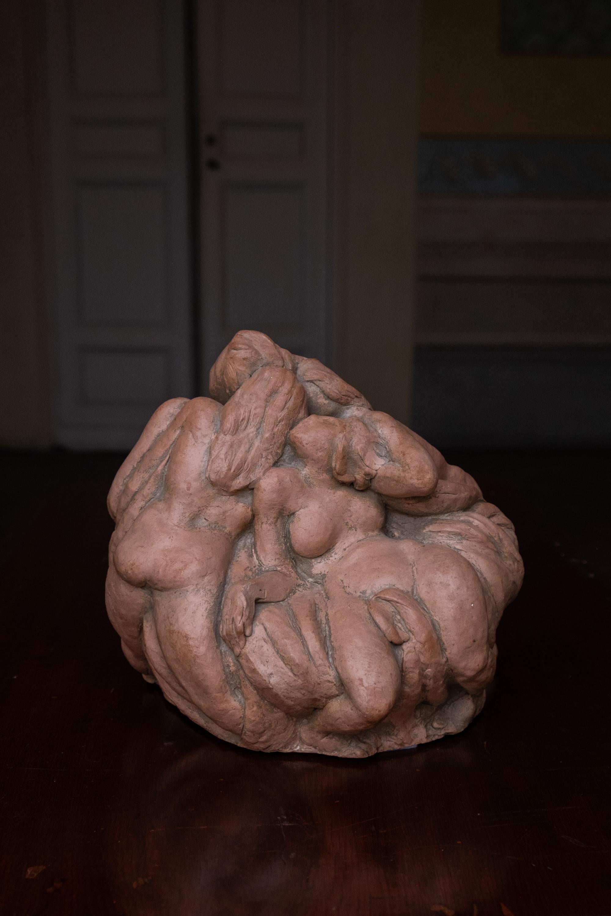 Entangled bodies, terracotta sculpture, 1942, Giorgio Rossi (1894-1981). For Sale 10