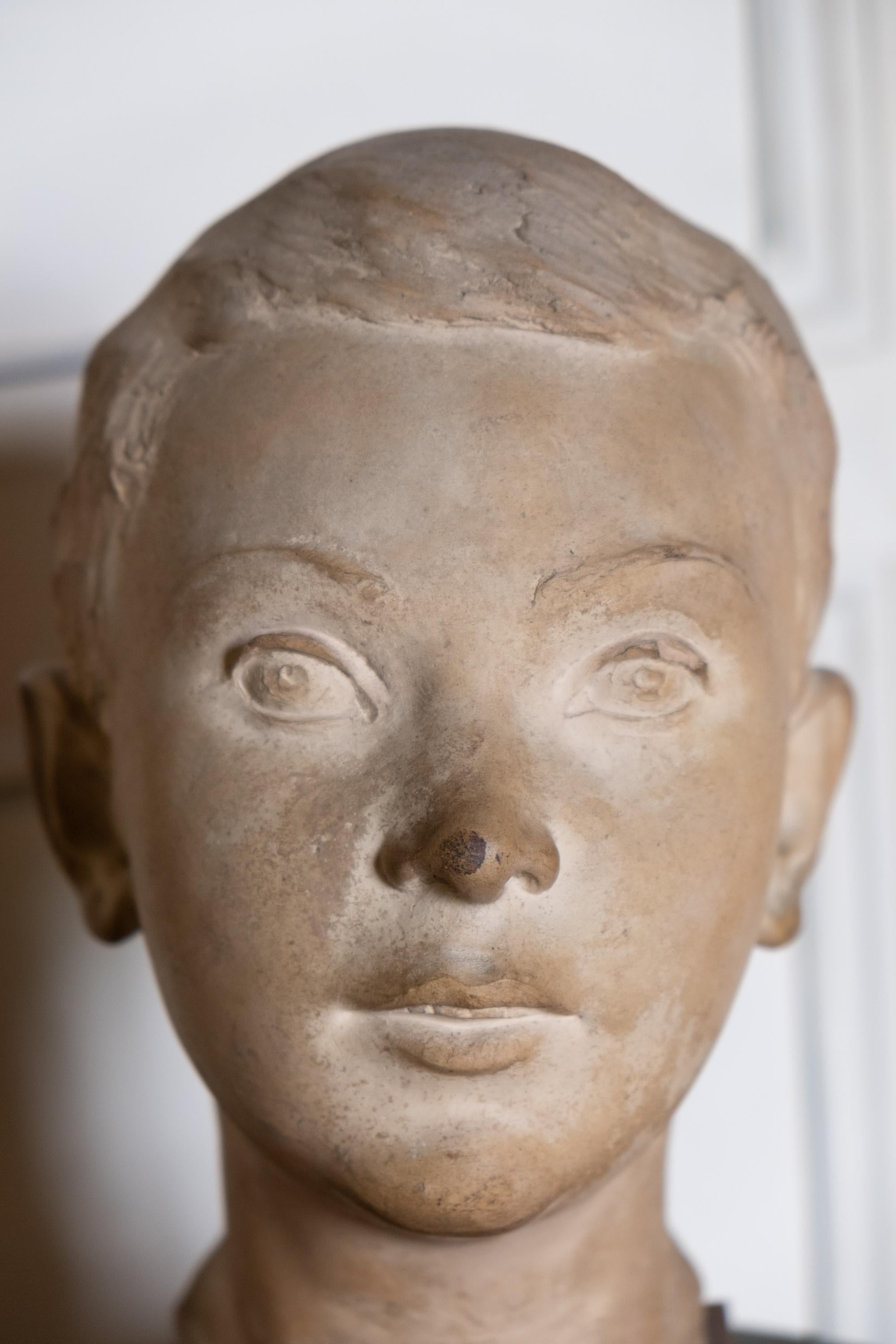 Retrato de niño, escultura de terracota, años 30-40, Giorgio Rossi (1894-1981). en venta 9