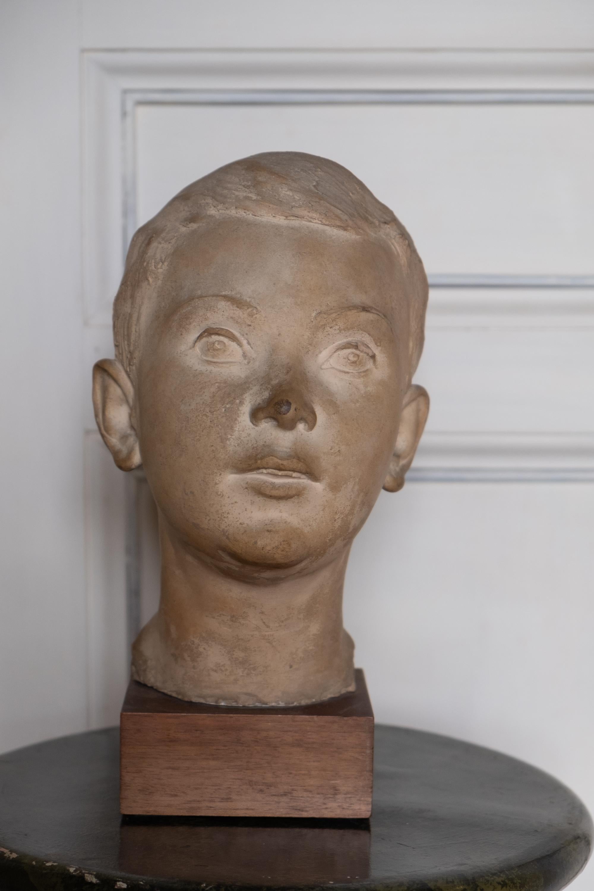 Retrato de niño, escultura de terracota, años 30-40, Giorgio Rossi (1894-1981). en venta 3