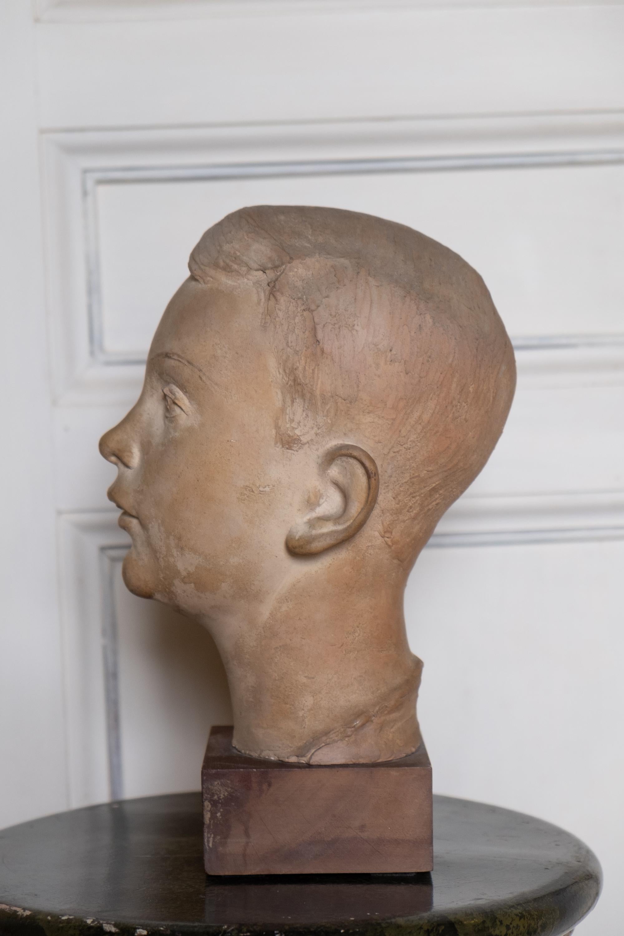 Retrato de niño, escultura de terracota, años 30-40, Giorgio Rossi (1894-1981). en venta 5
