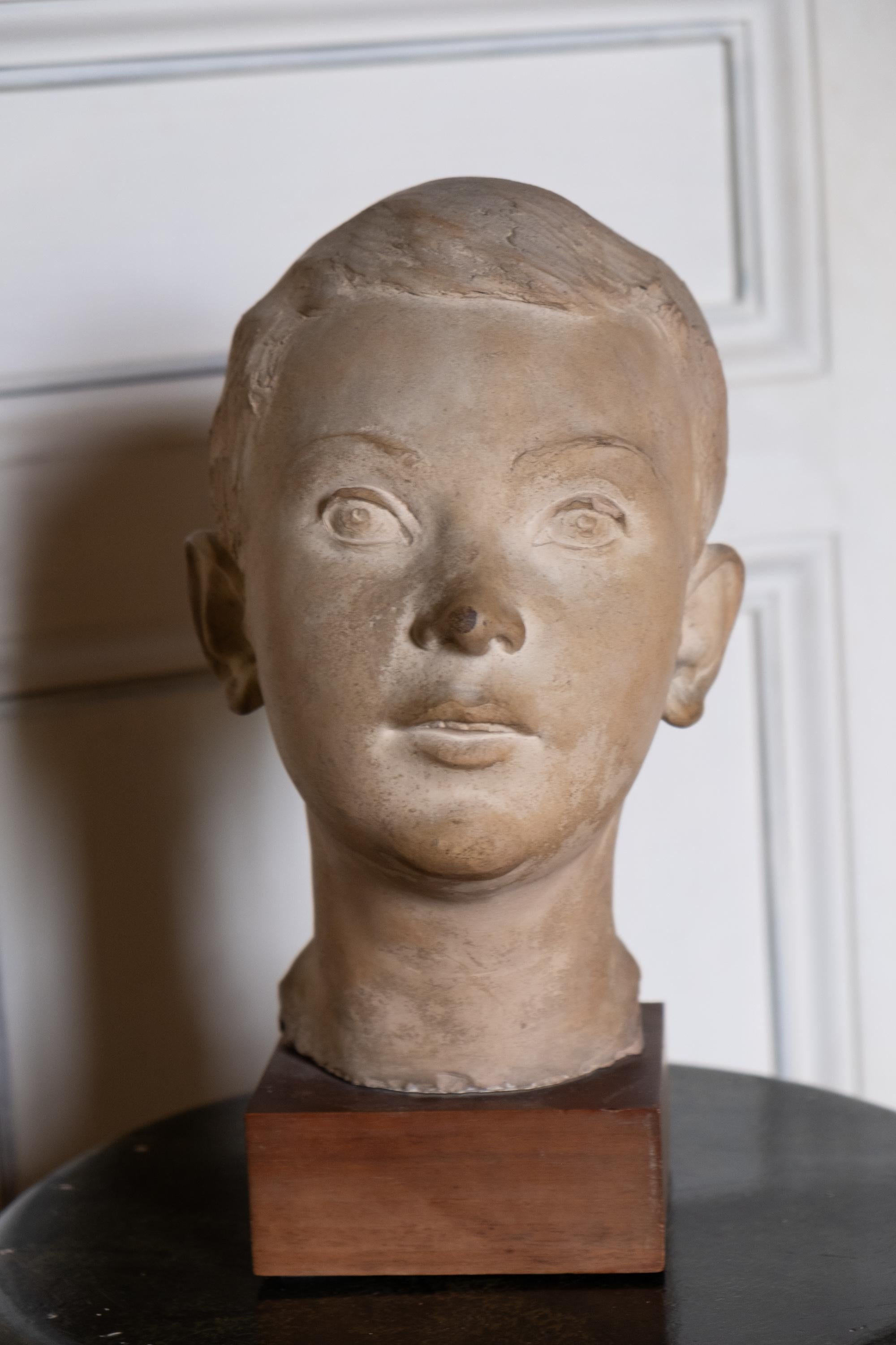 Retrato de niño, escultura de terracota, años 30-40, Giorgio Rossi (1894-1981). en venta 8