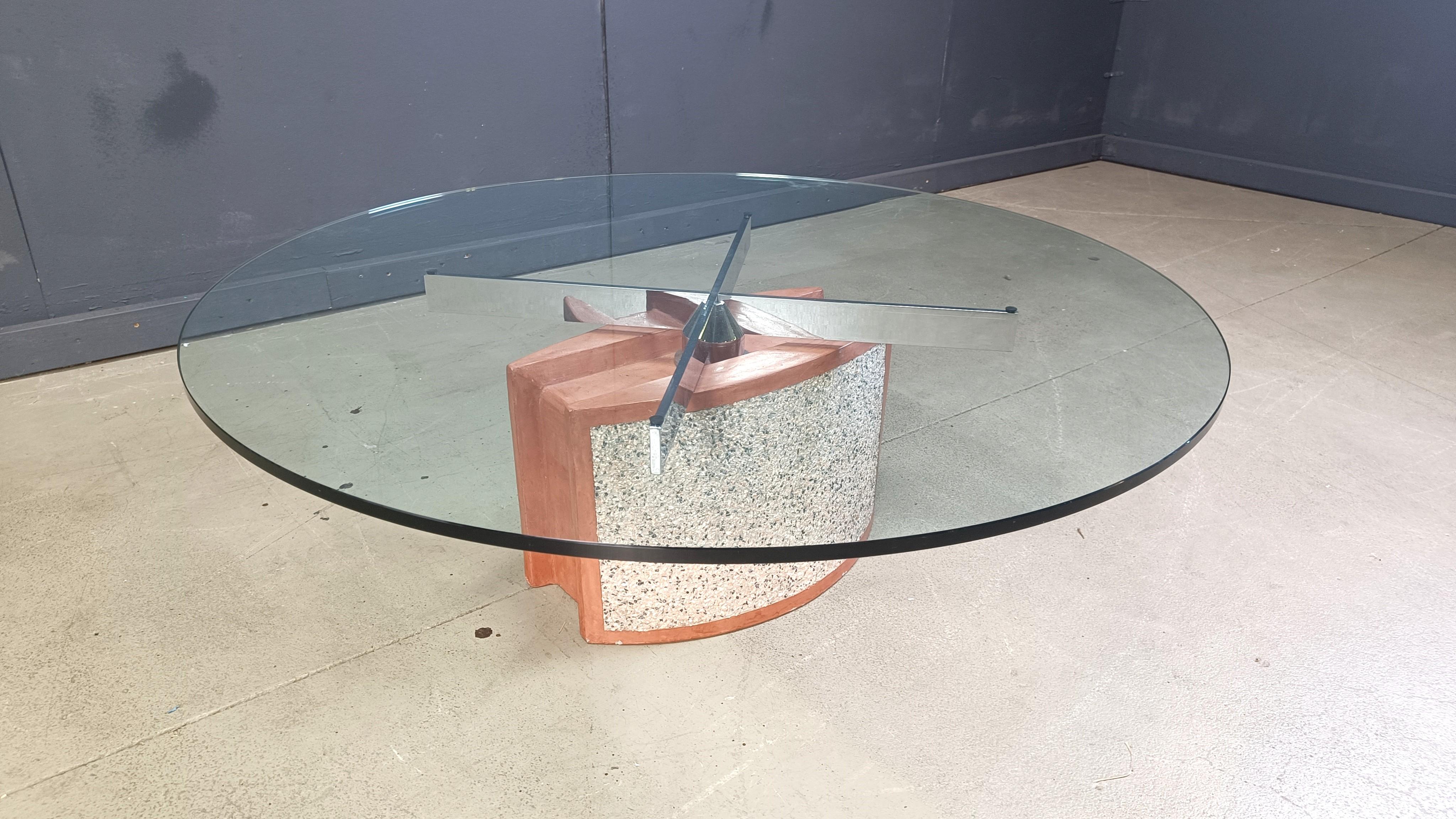Fin du 20e siècle Table basse en béton peint et verre de Giorgio Saporiti par Saporiti Italia en vente