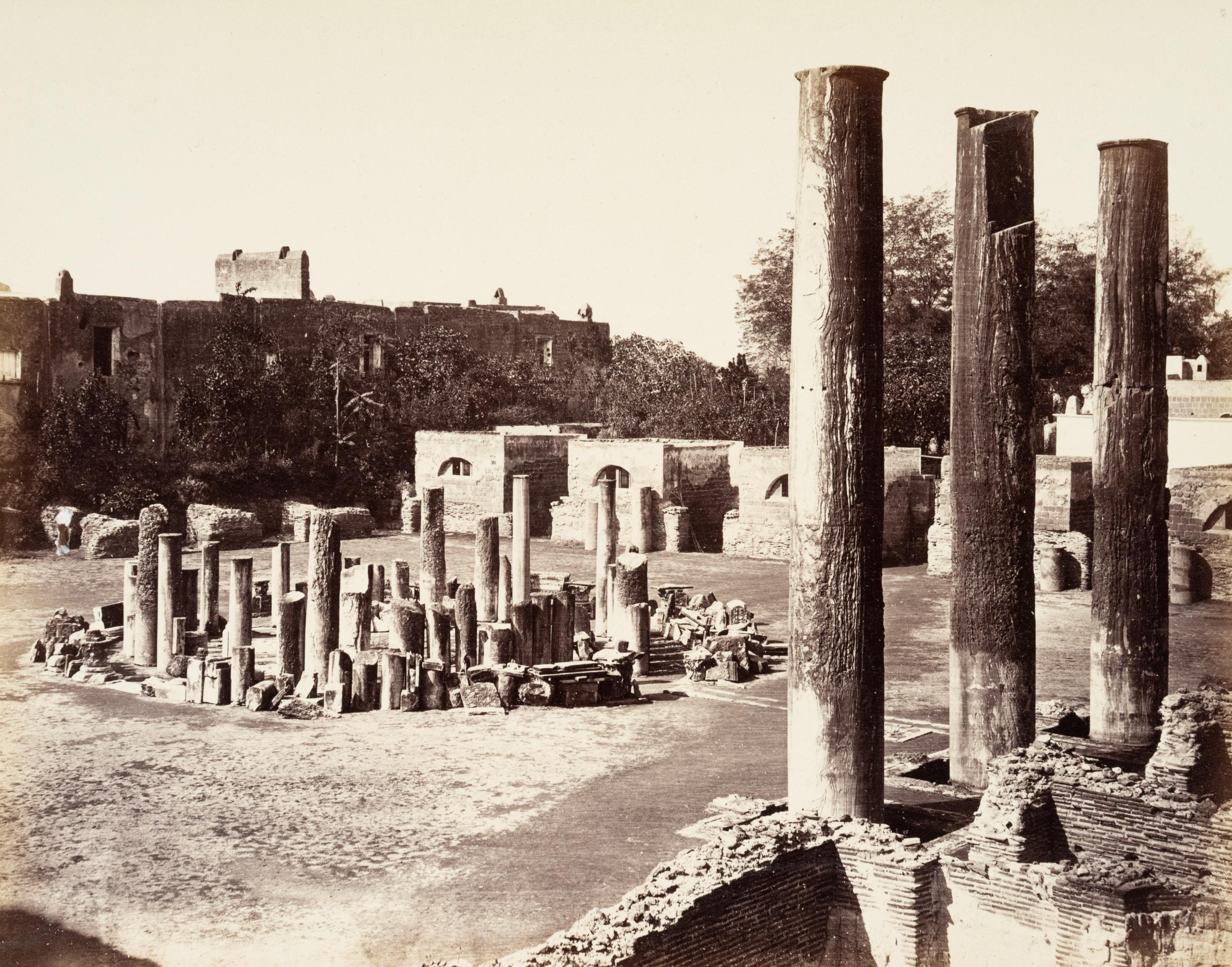 Giorgio Sommer Landscape Photograph - Serapis-Tempel, Pozzuoli