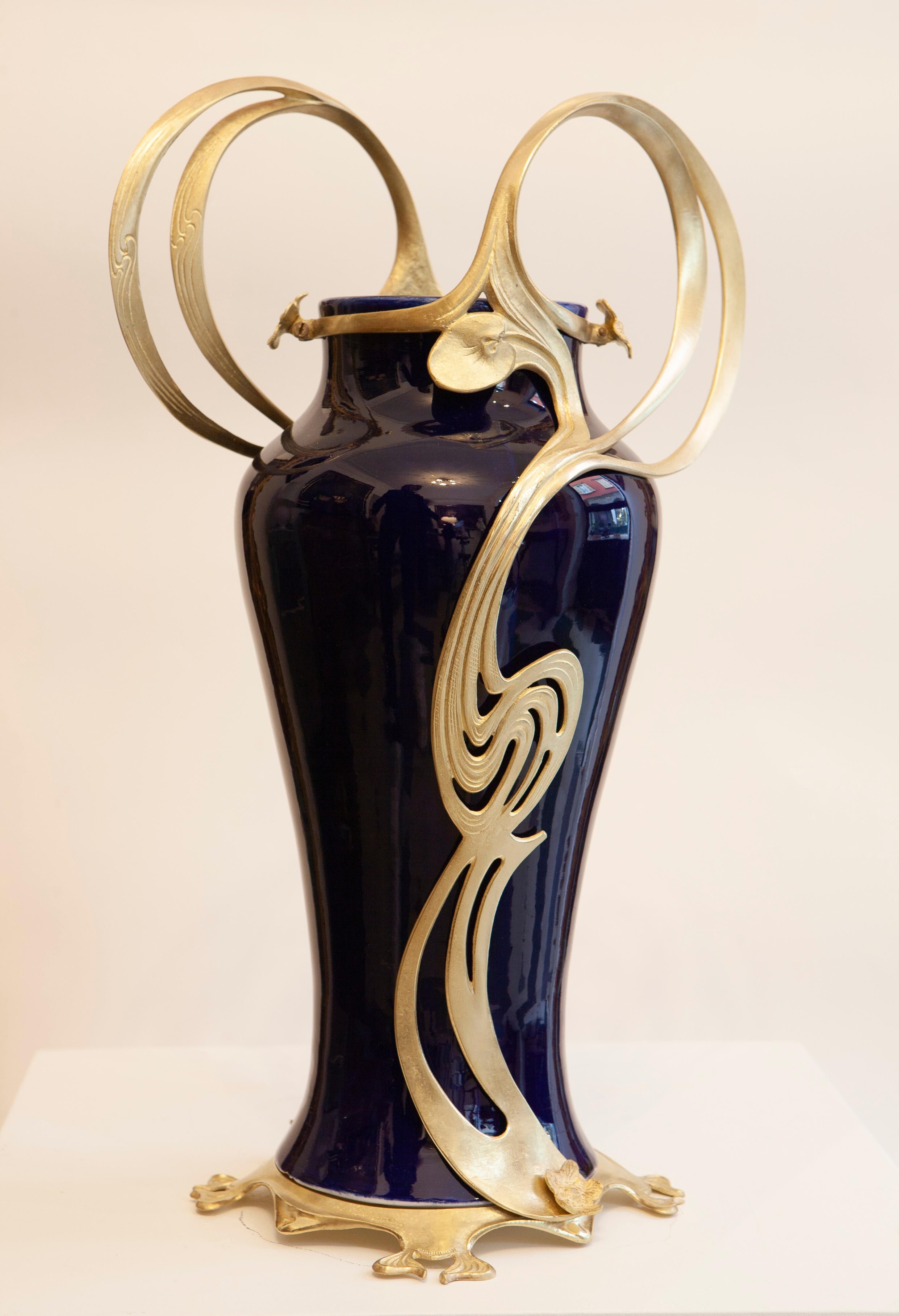 Glazed Giorgio Spertini (1877-1908), Blue ceramic amphora vase, 46x25 cm, 1903
