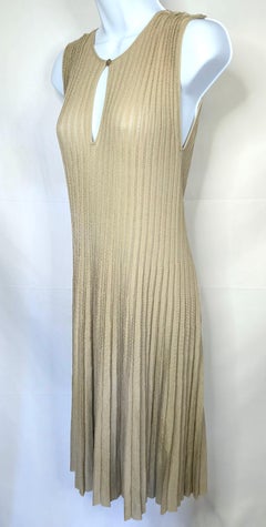 GiorgioArmani Abito da cocktail in seta a punta e strisce, plissettato, nudo, c2001