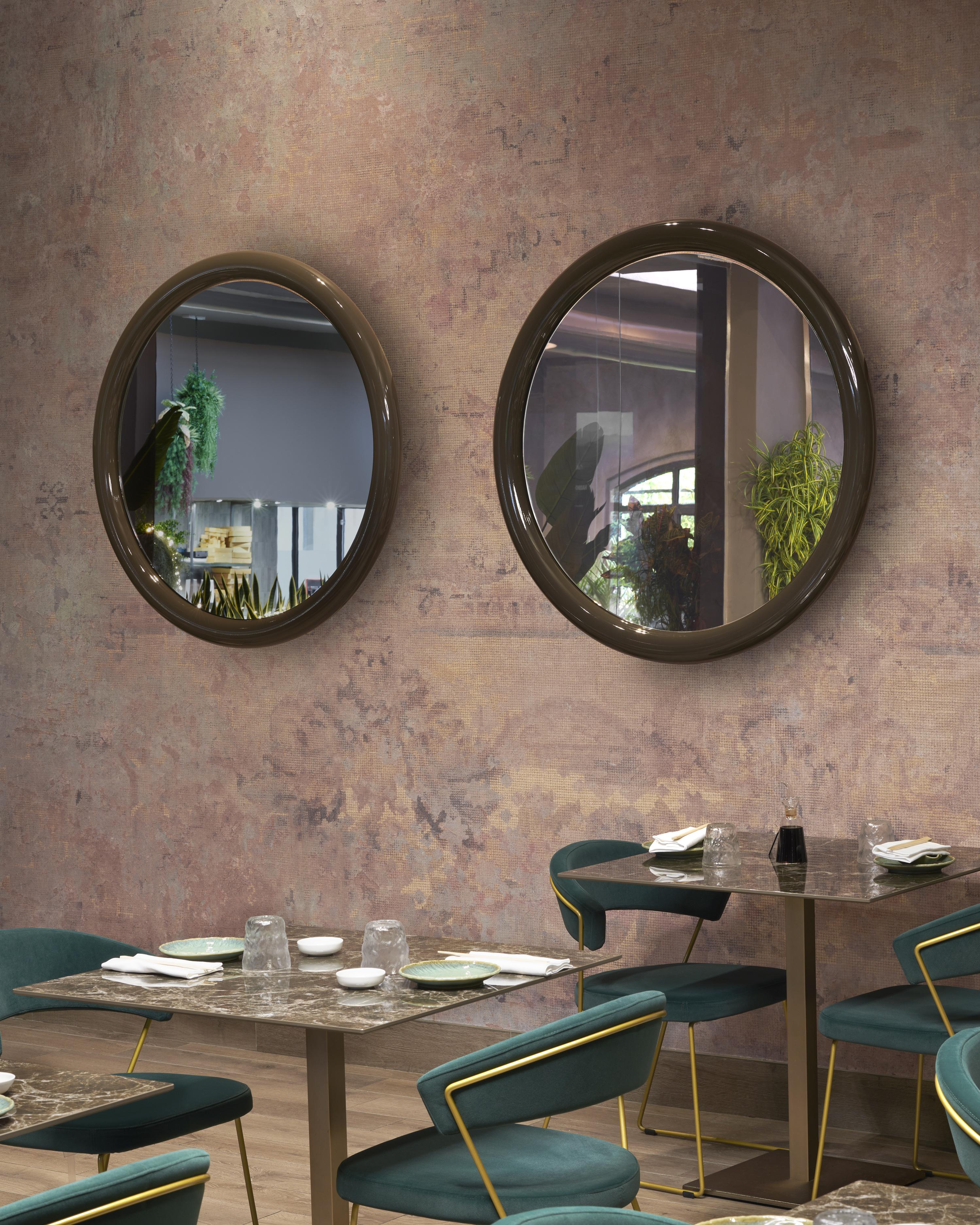Giotto 110 Malva Green Wall Mirror by Roberto Paoli
Dimensions: D 8 x W 110 x H 110 cm.
Materials: Polyethylene and mirror.
Weight: 18 kg.

Available in different color options. Prices may vary. This product is suitable for indoor and outdoor use.
