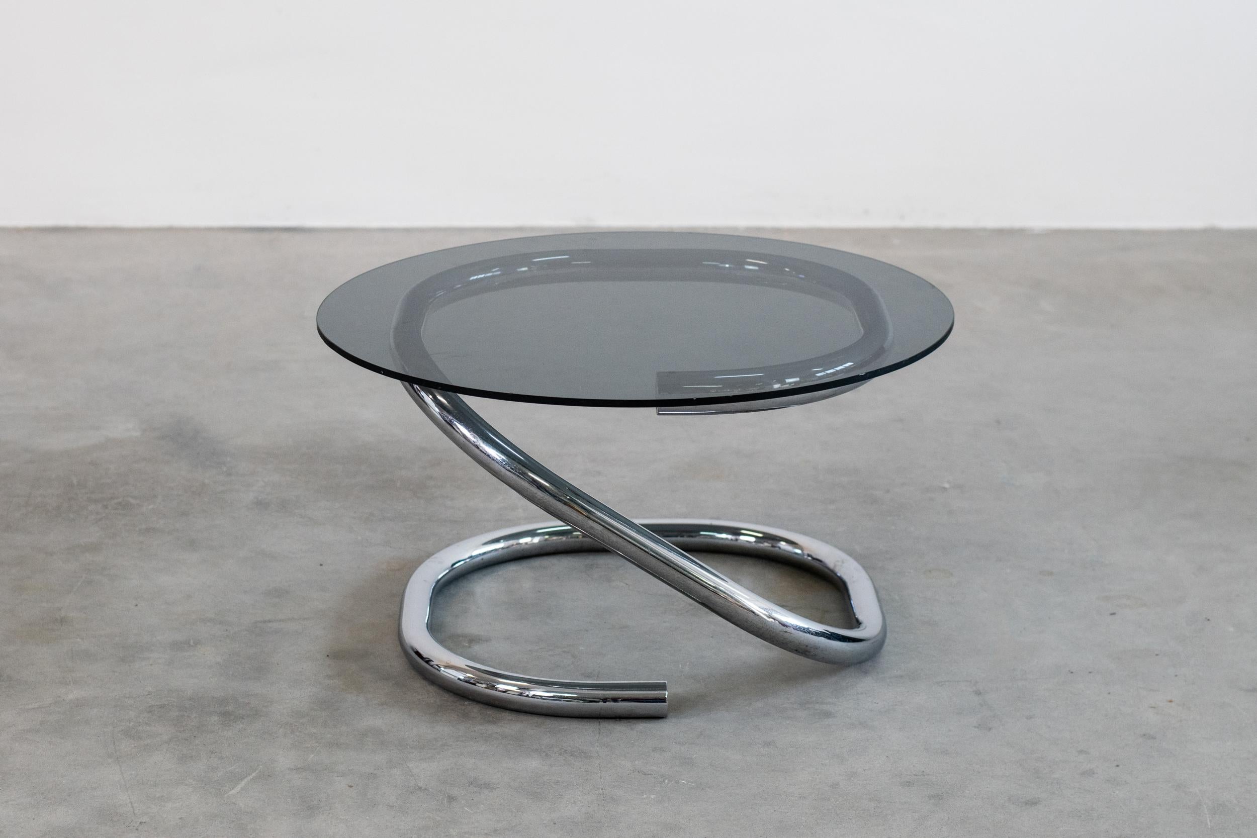 Very rare round-shape coffee table with a metal base and smoked glass on top, designed by Giotto Stoppino, Italian Manufacture 1970s.