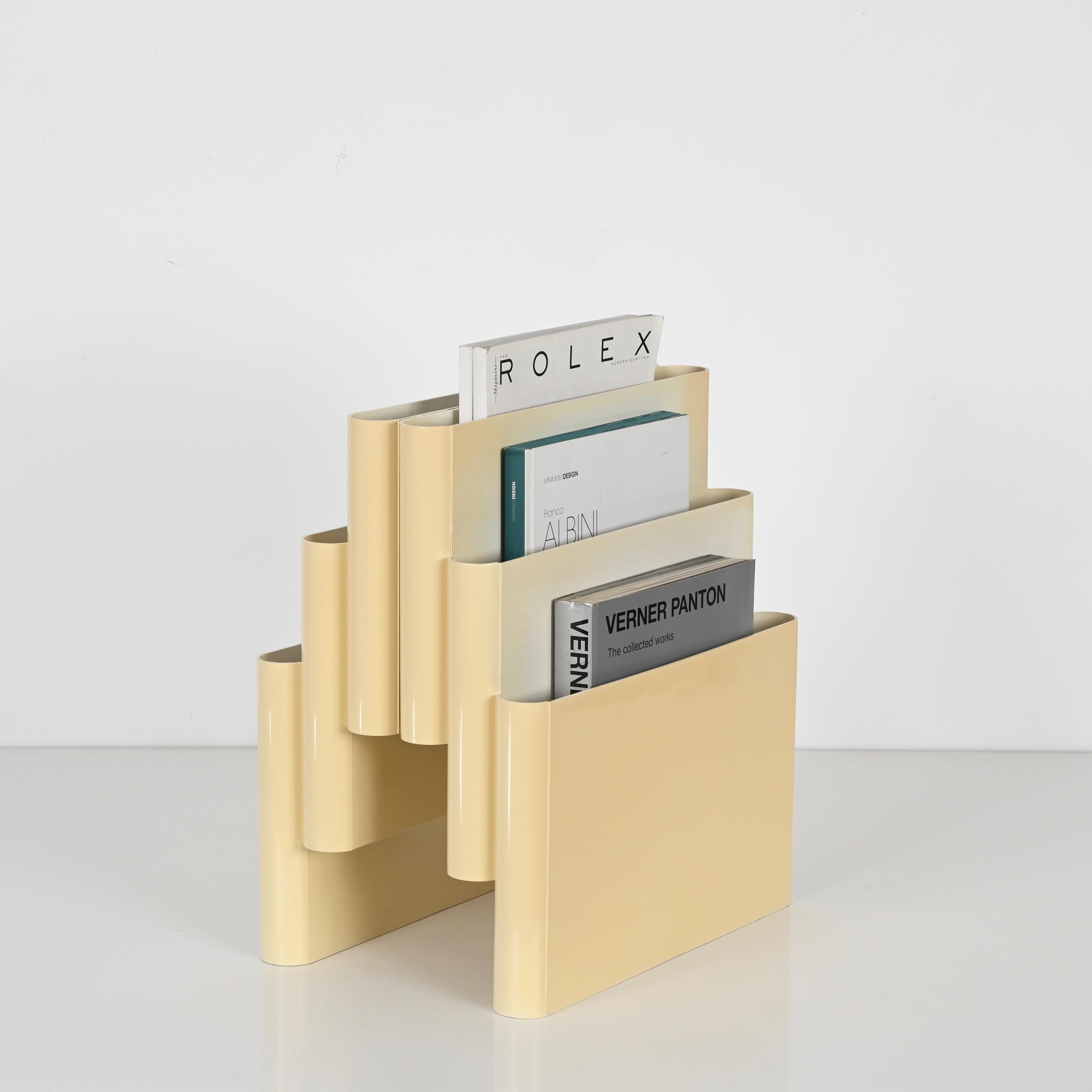 Giotto Stoppino für Kartell Cremefarbener Zeitschriftenständer, Italien 1970er Jahre 3