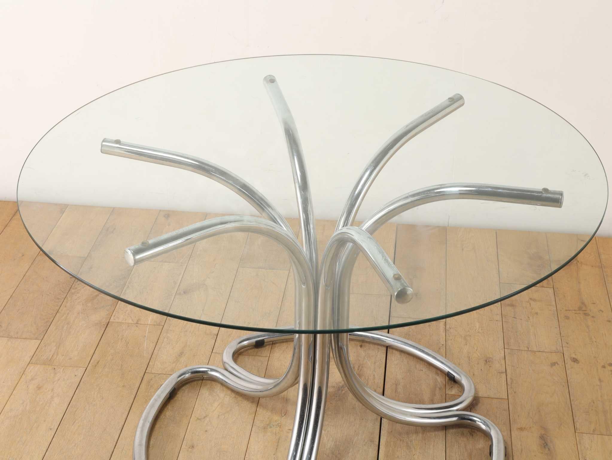 Mid-Century Modern Table ronde chromée Giotto Stoppino des années 1970 en vente