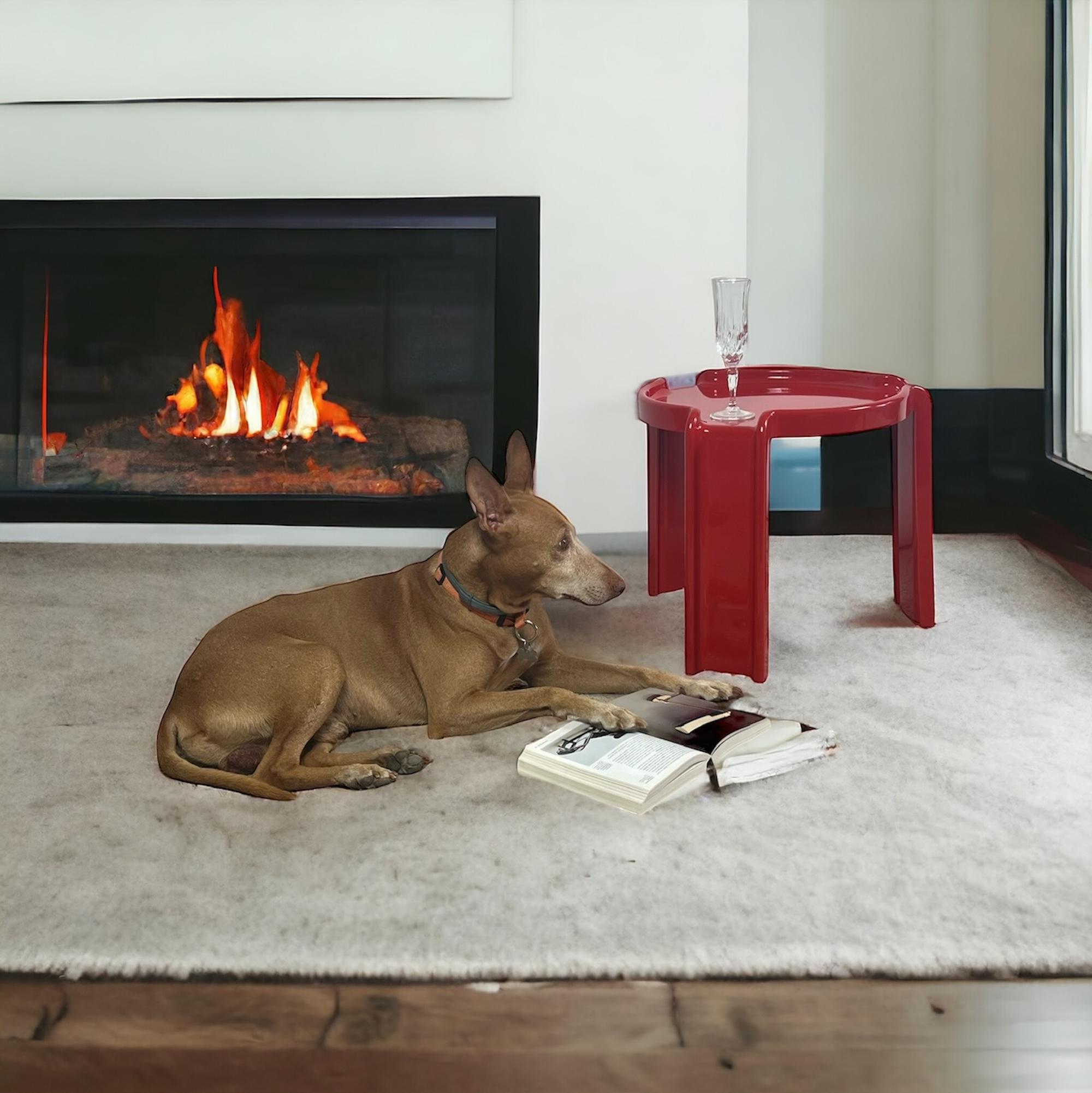 Giotto Stoppino Iconic Kartell Coffee Table Model 4905/6/7 in Glossy Red - 1970s 4