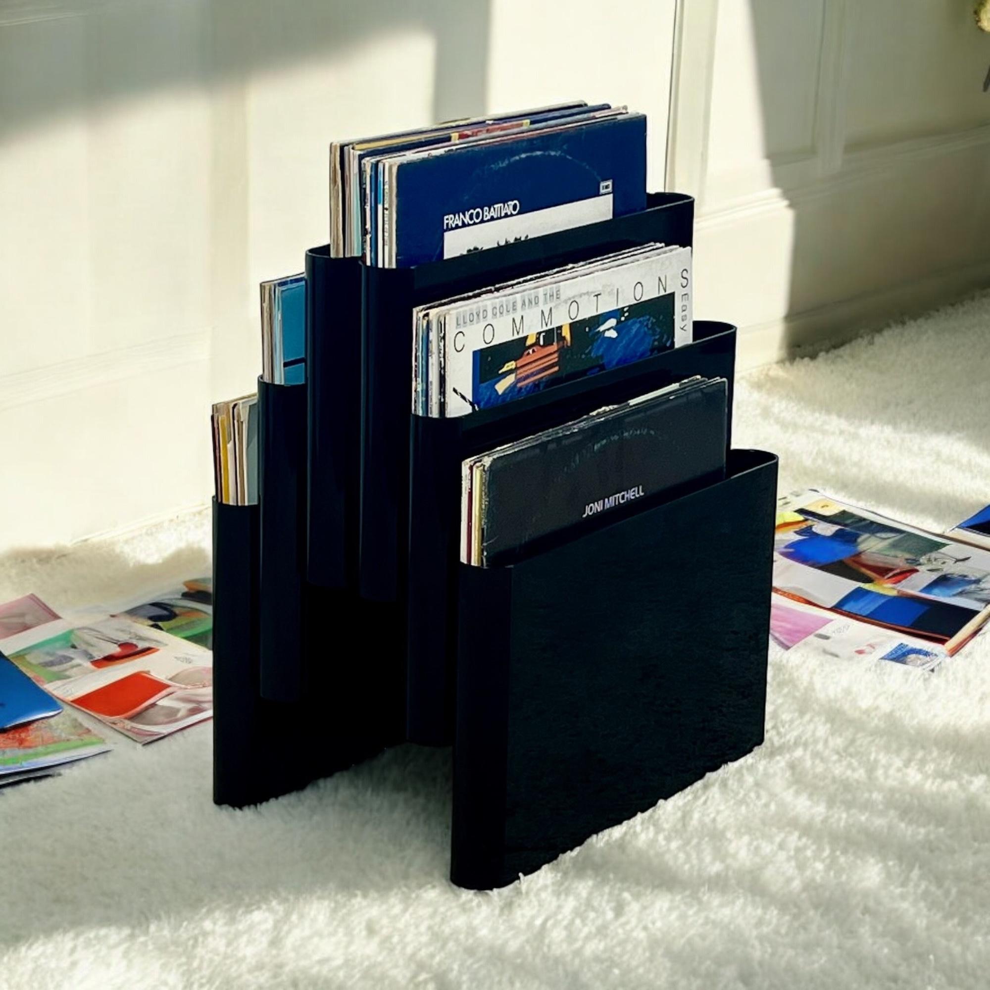Giotto Stoppino Magazine Rack Disc Holder 'Model 4675' Kartell in Glossy Black 3