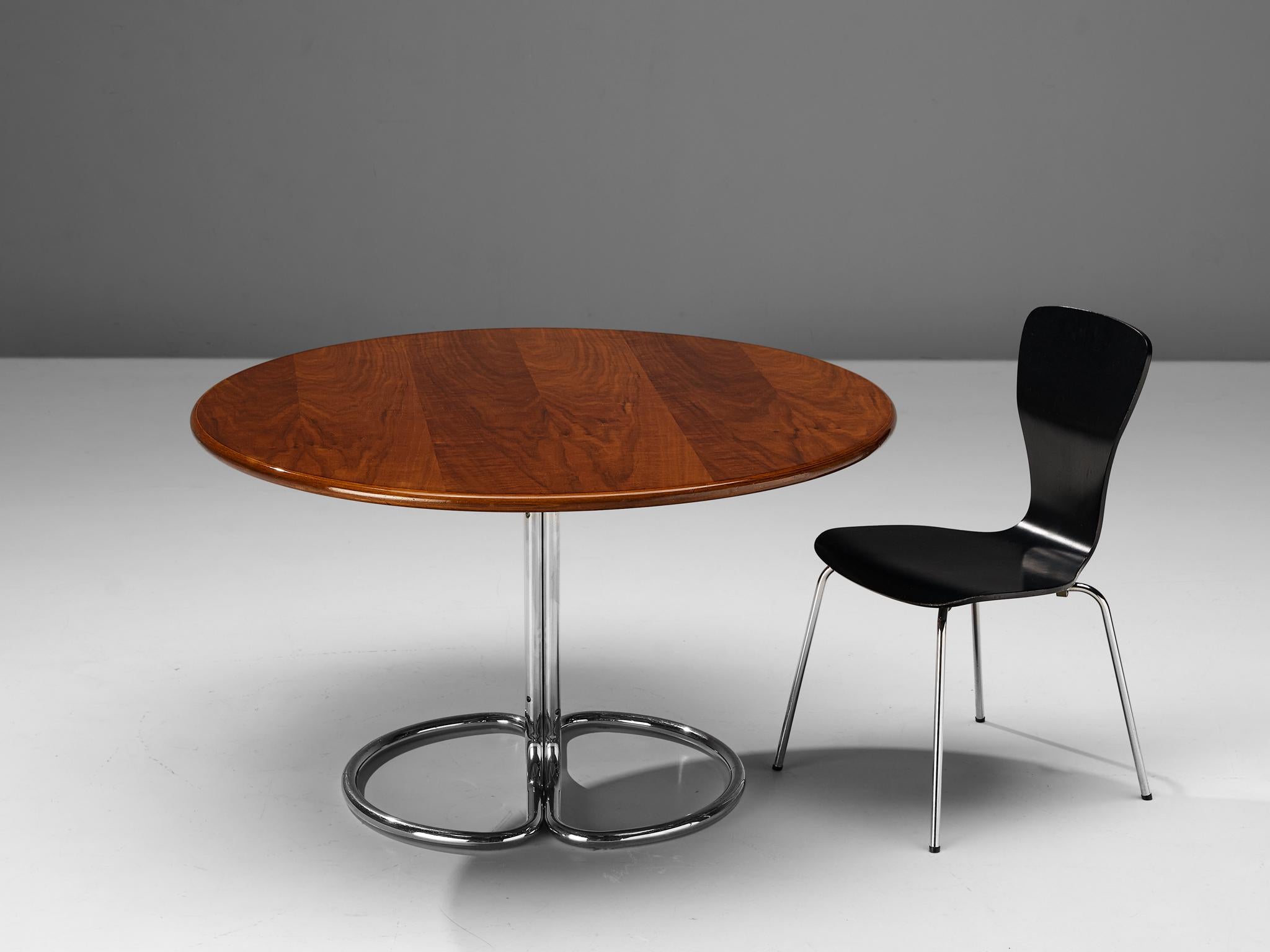 Table 'Maia' de Giotto Stoppino en noyer et chaises de salle à manger 'Nikke' de Tapio Wirkkala en vente 4