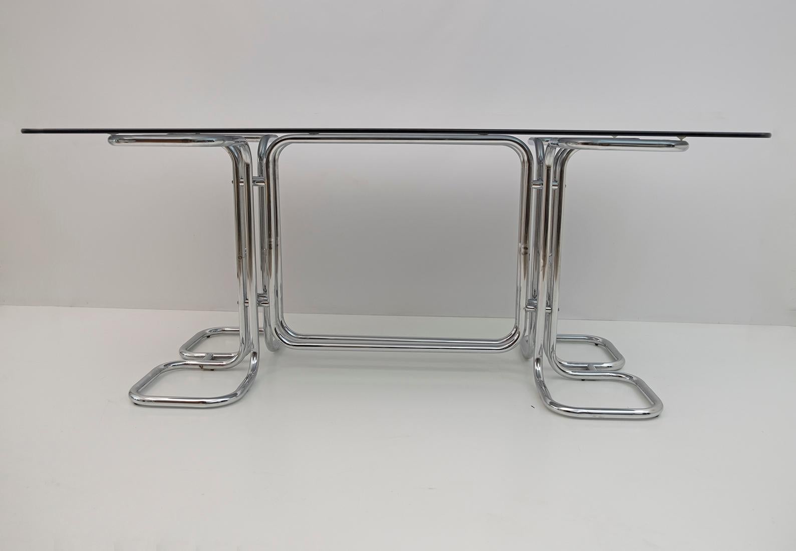Metal Giotto Stoppino Mid-Century Modern Italian Glass Smoked Top Dining Table, 1970s For Sale