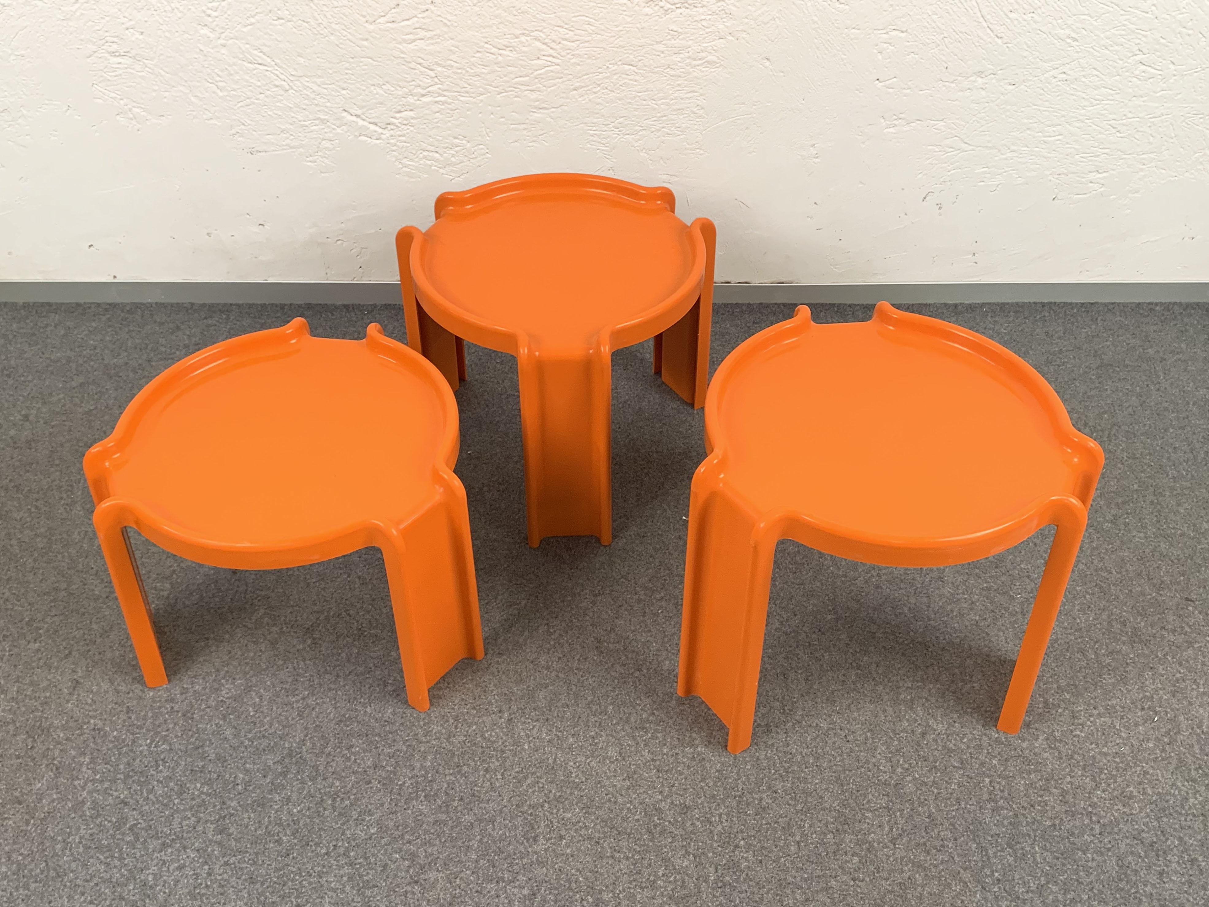 Mid-Century Modern Giotto Stoppino Orange Plastic Interlocking Coffee Tables for Kartell, 1970s