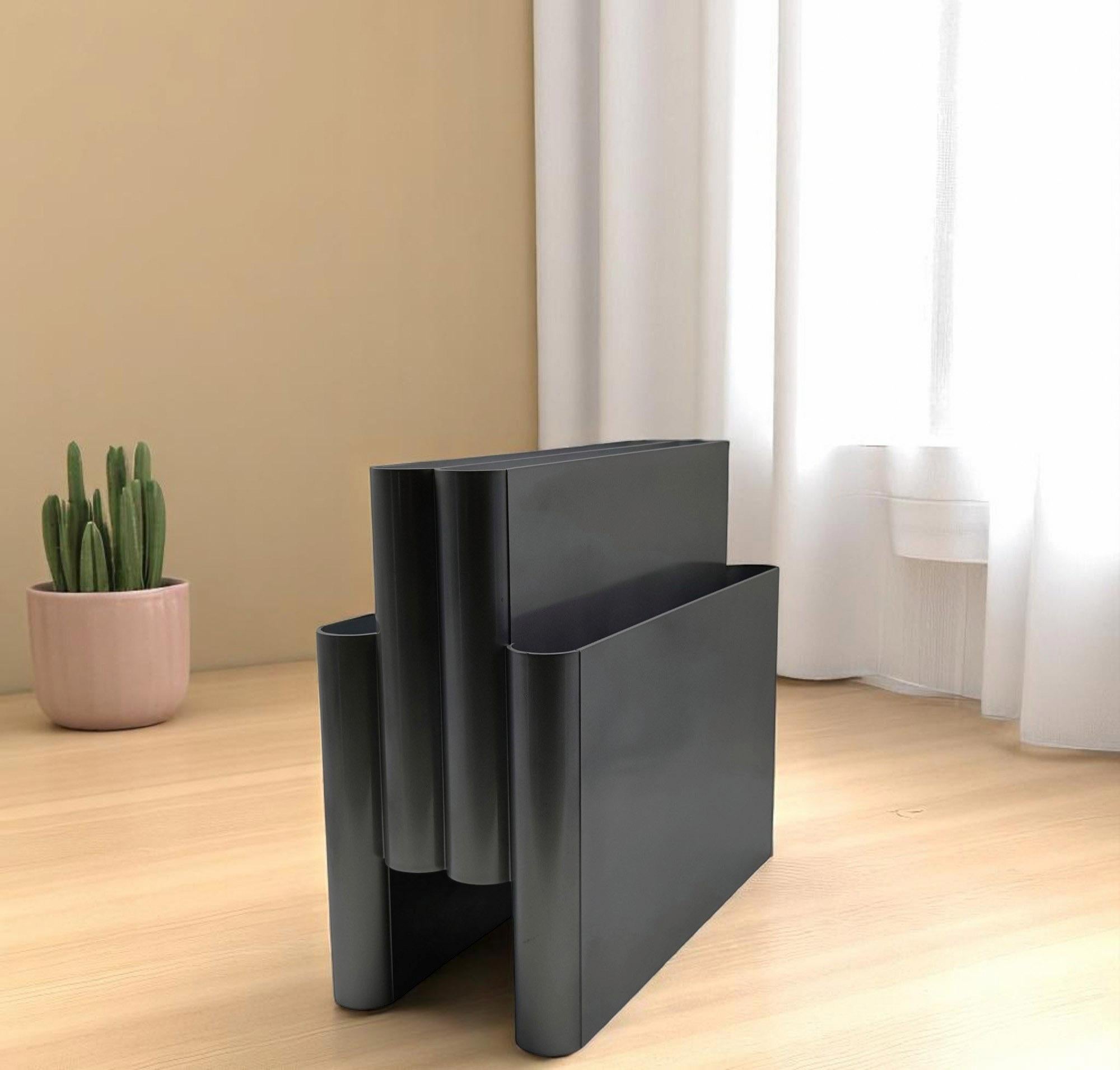 Plastique Giotto Stoppino per Kartell Portariviste Argento Mod. 4676, Italia 1970s en vente