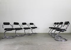 Giotto Stoppino, Satz von acht Kobrastühlen aus Stahl und gepolstertem Leder, 1970er Jahre