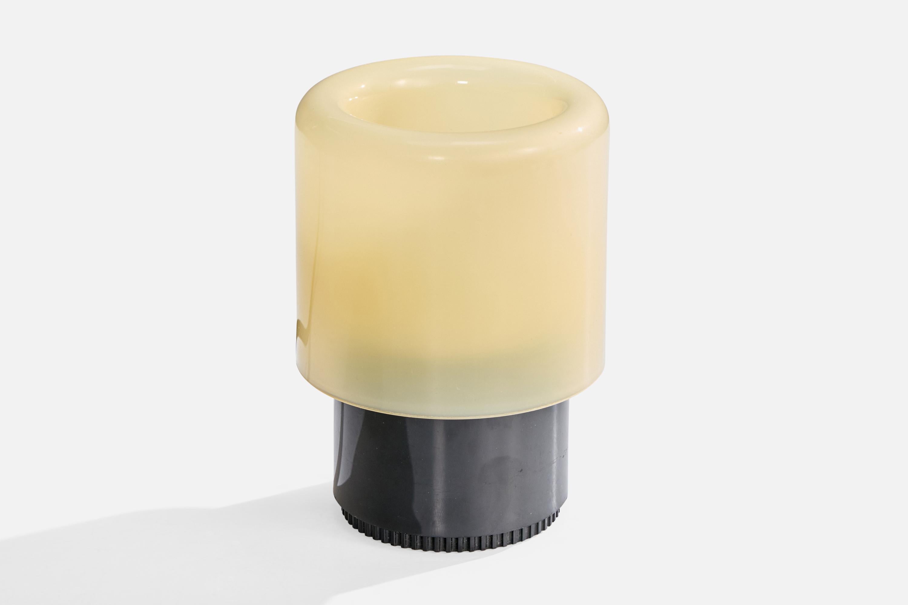 Giotto Stoppino, Tischlampen, Kunststoff, Italien, 1970er Jahre (Italienisch) im Angebot