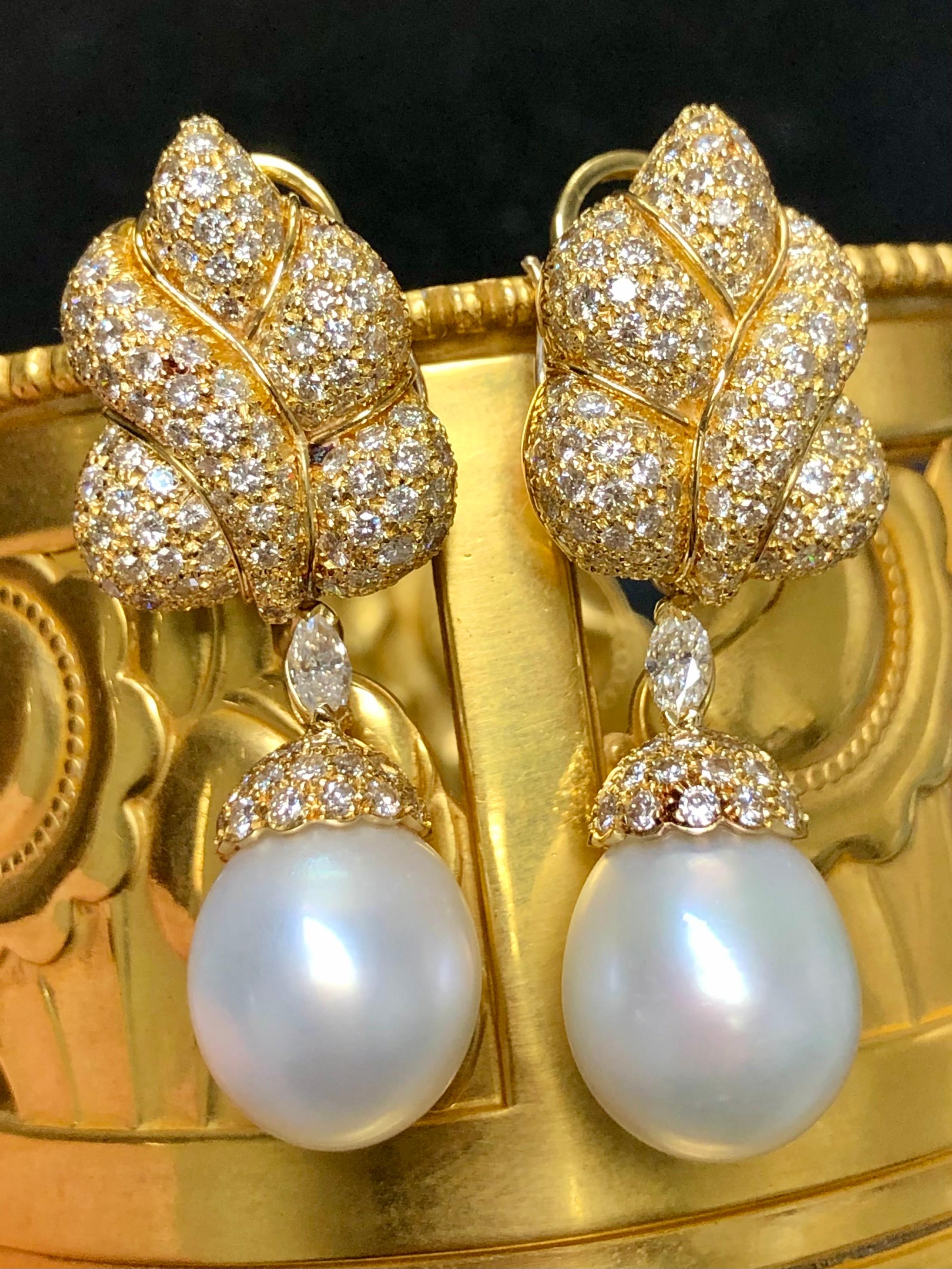 Round Cut Estate GIOVANE 18k Diamond South Sea Pearl Day Night Drop Earrings 7.70cttw For Sale