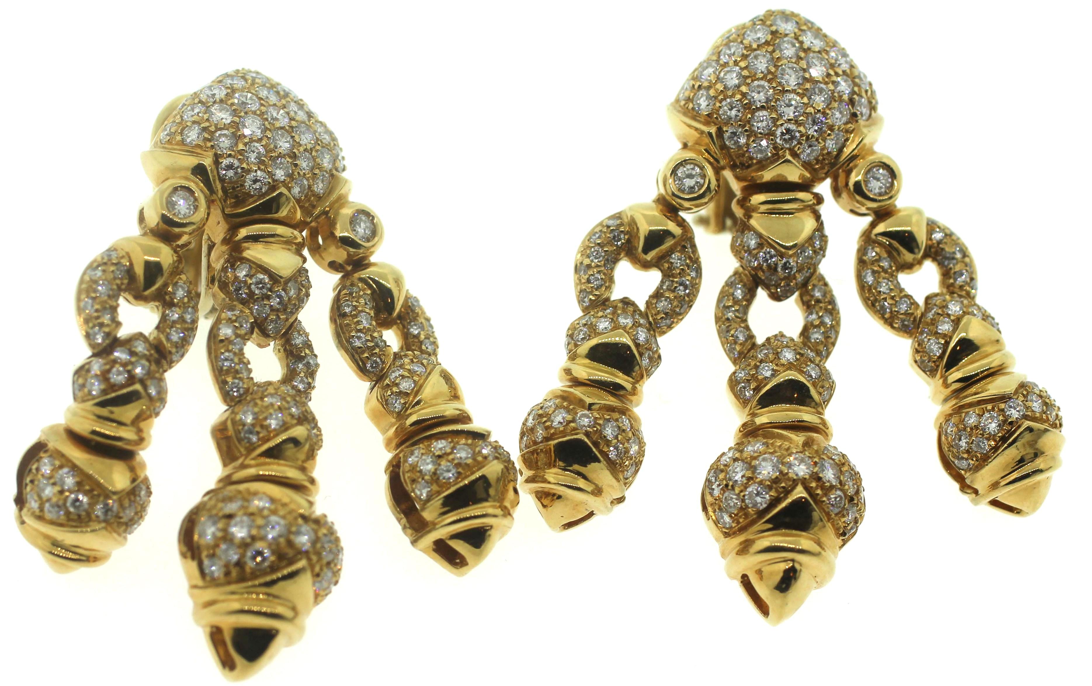Giovane Italy Estate 18K Diamant-Ohrringe
Reital $20.000