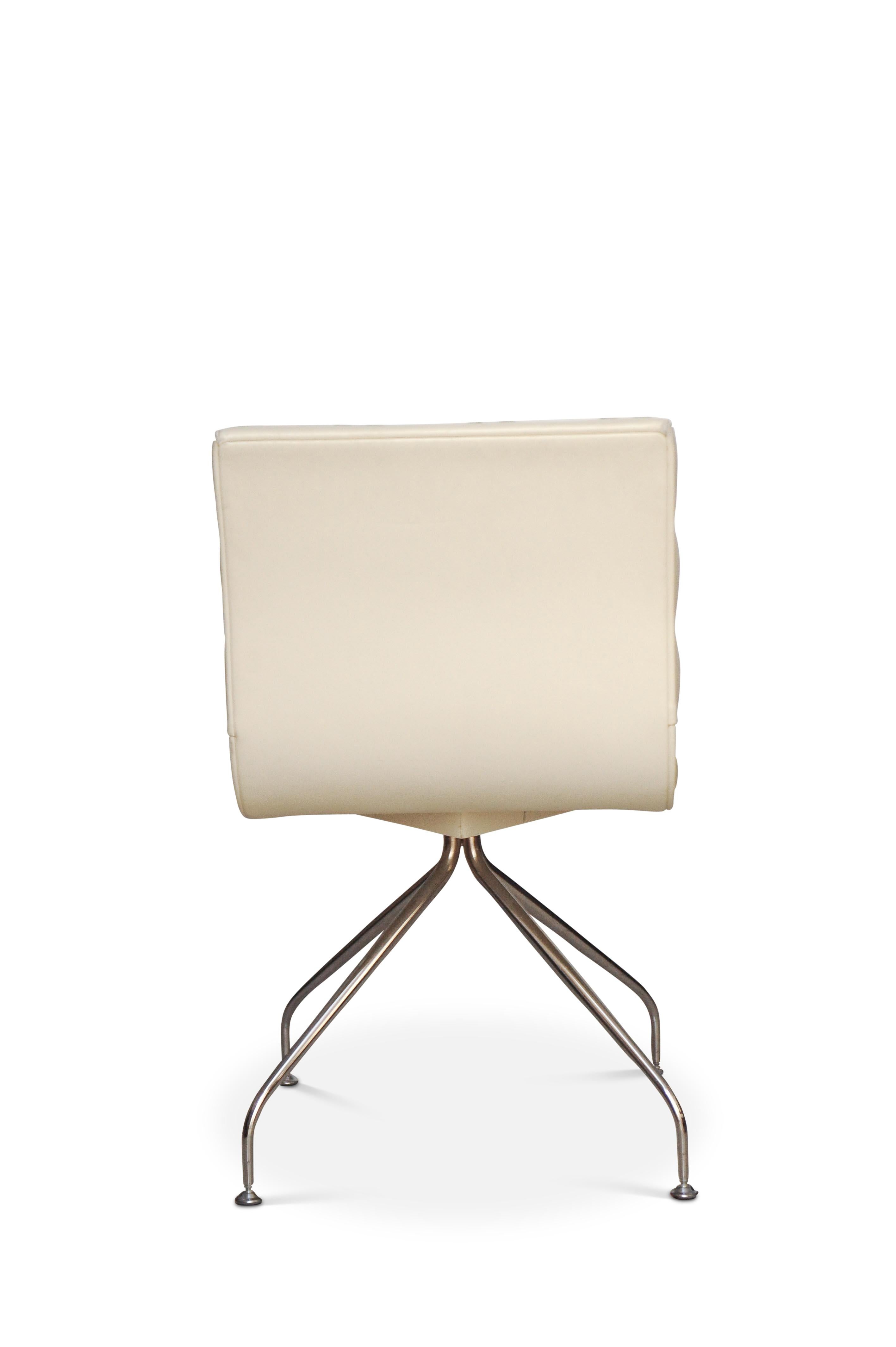 Italian Giovanna Modonutti 'Giofra' for Frag, a Set of 4 White Leather 'Canouan' Chairs For Sale