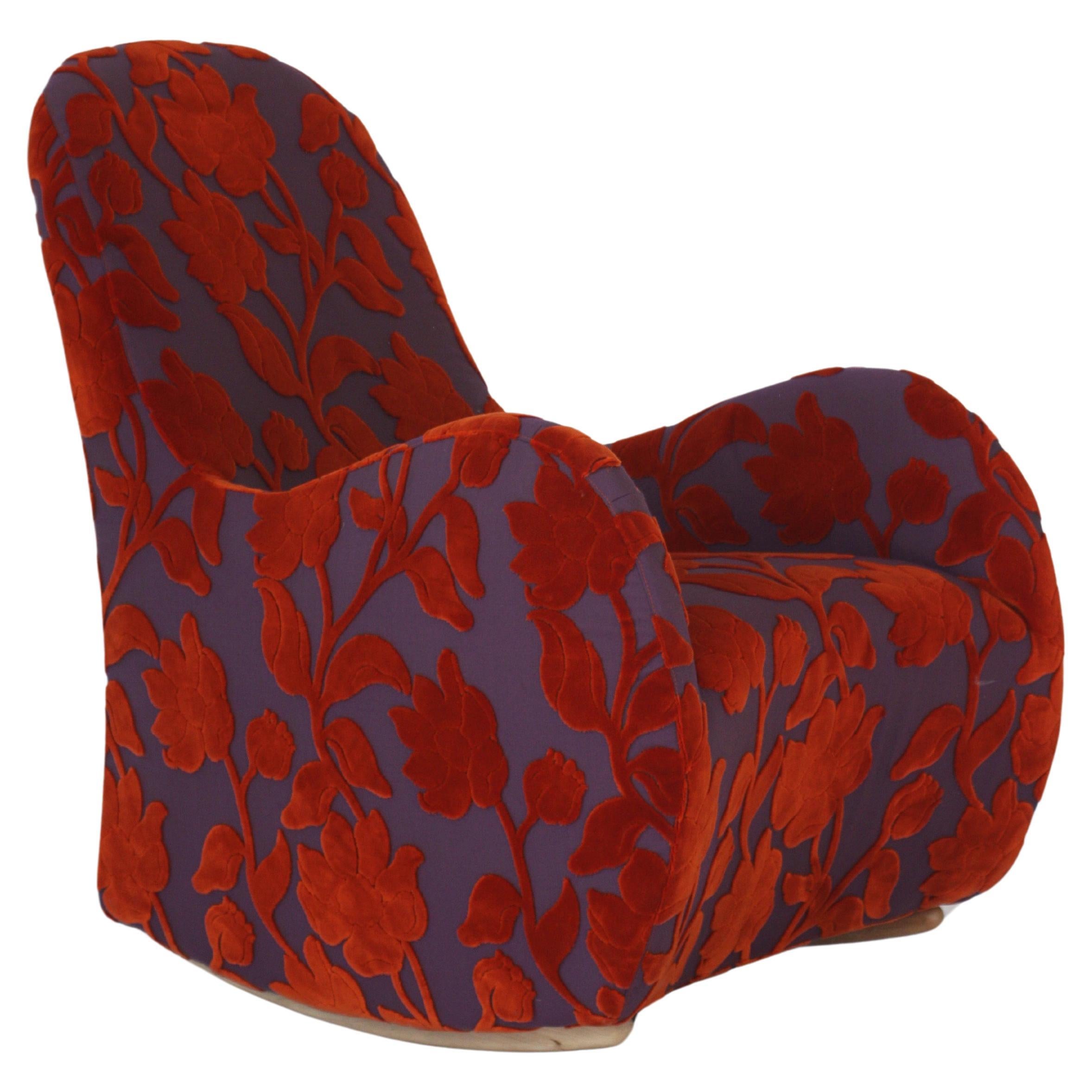 Giovannetti, Gongolo, fauteuil à bascule, fantaisie rouge, style moderne en vente