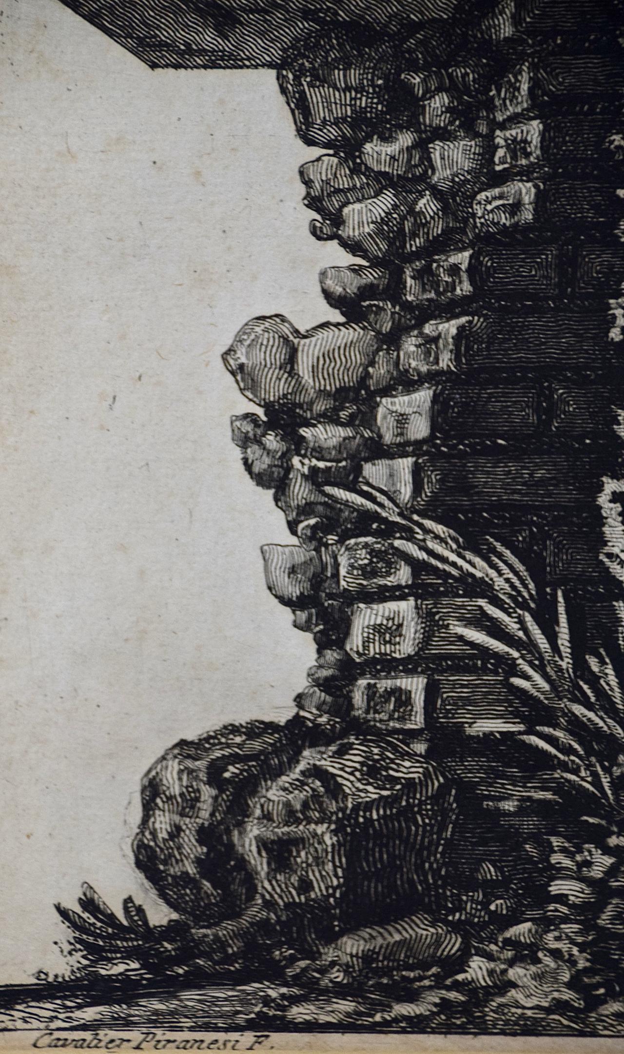 Antiker römischer architektonischer Fries aus dem 18. Jahrhundert: Piranesi-Radierung im Angebot 3